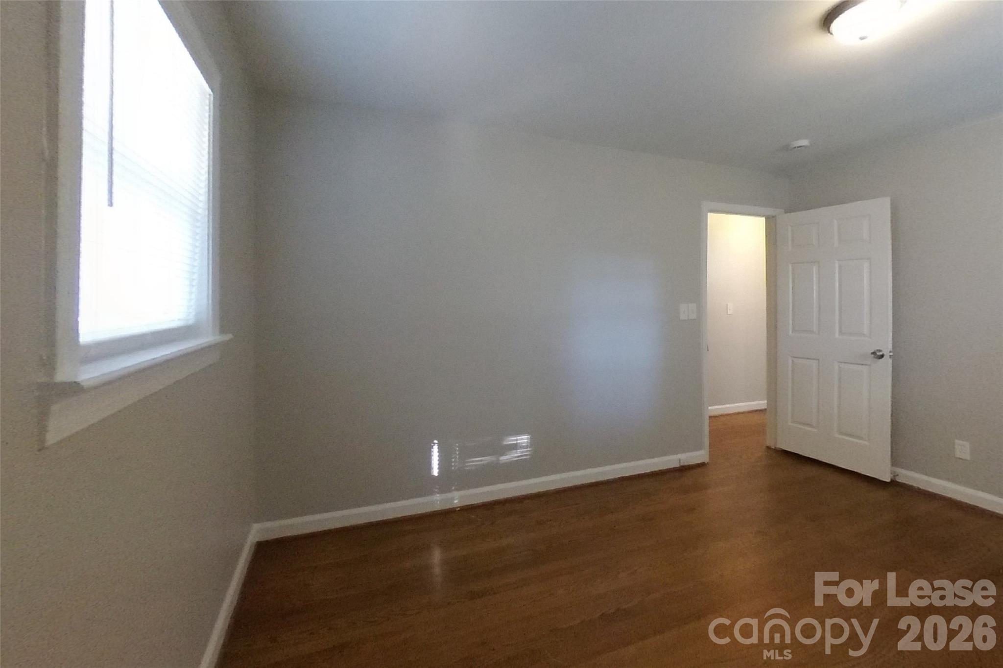 Single Family Residence at 4300 Oak Forest Drive, Charlotte, photo 12 of 15