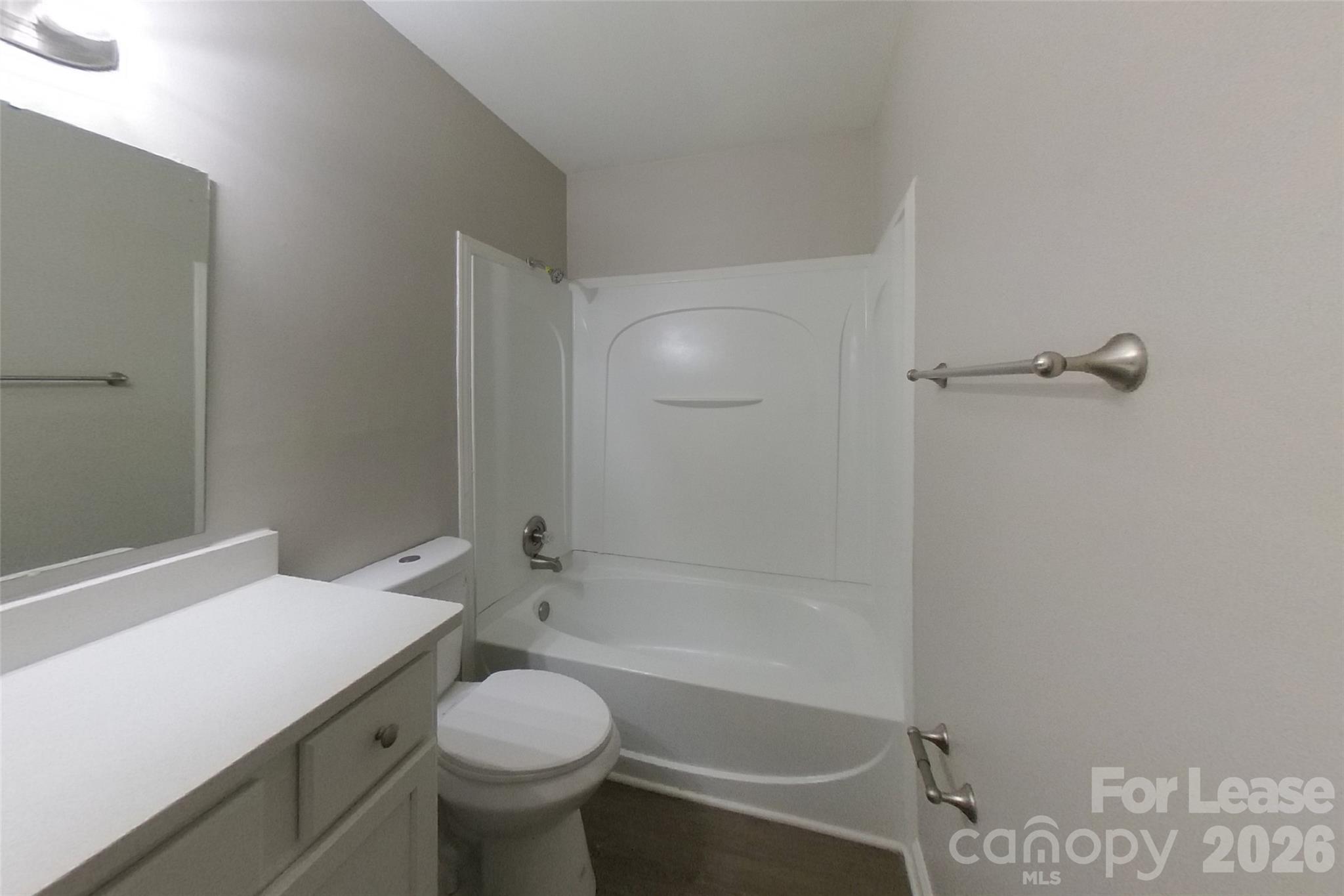 Single Family Residence at 4300 Oak Forest Drive, Charlotte, photo 14 of 15