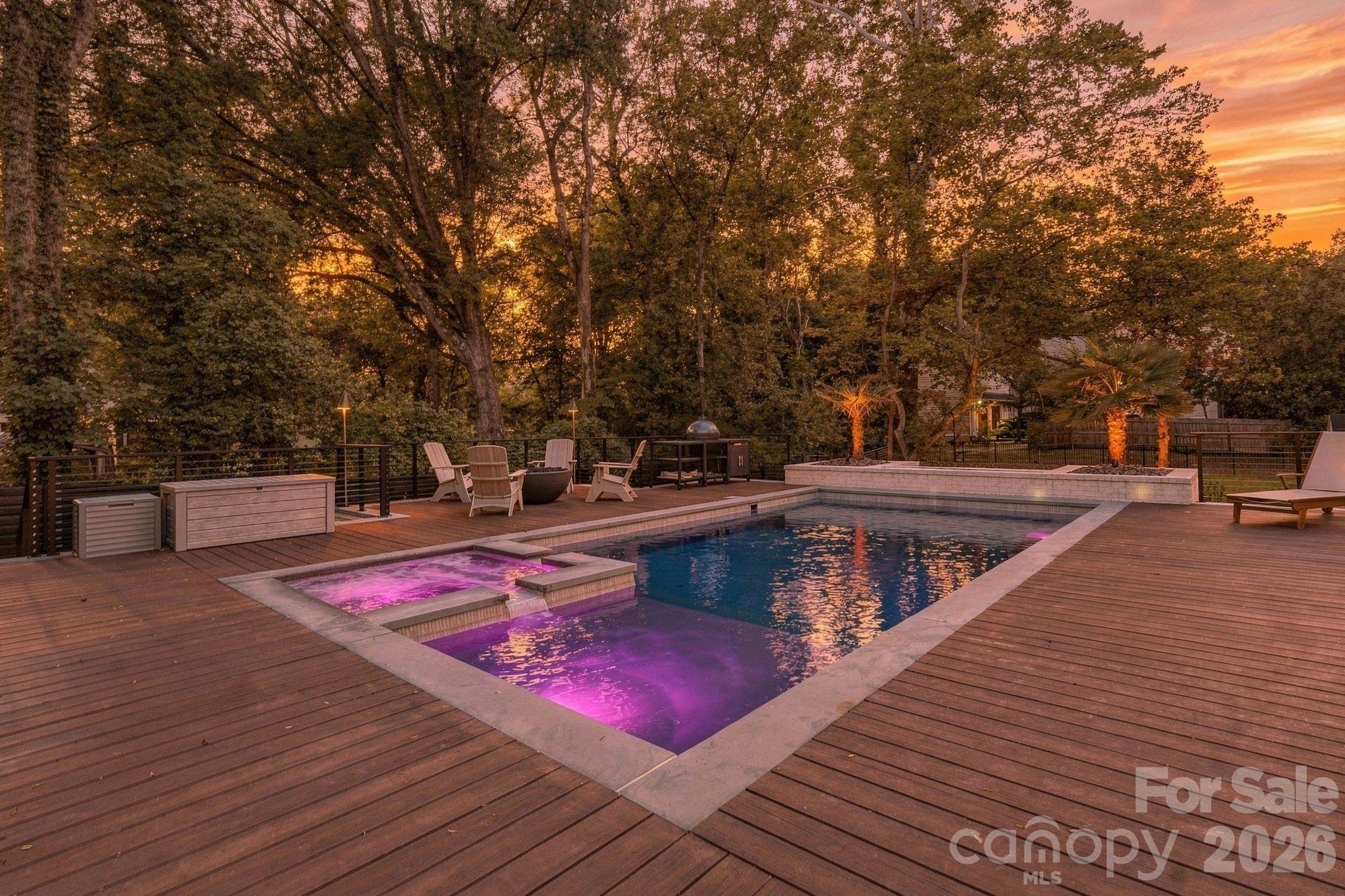 Single Family Residence at 900 Jefferson Drive, Charlotte, photo 20 of 48