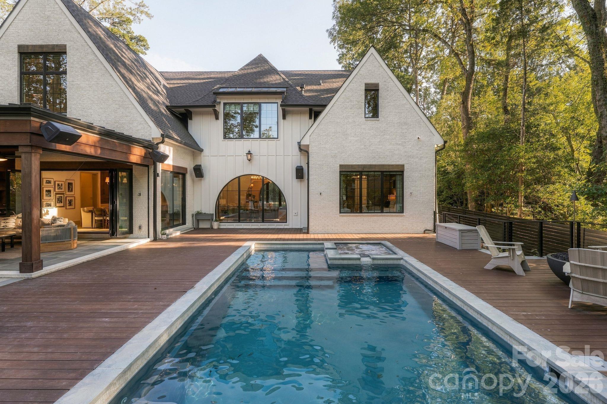 Single Family Residence at 900 Jefferson Drive, Charlotte, photo 40 of 48
