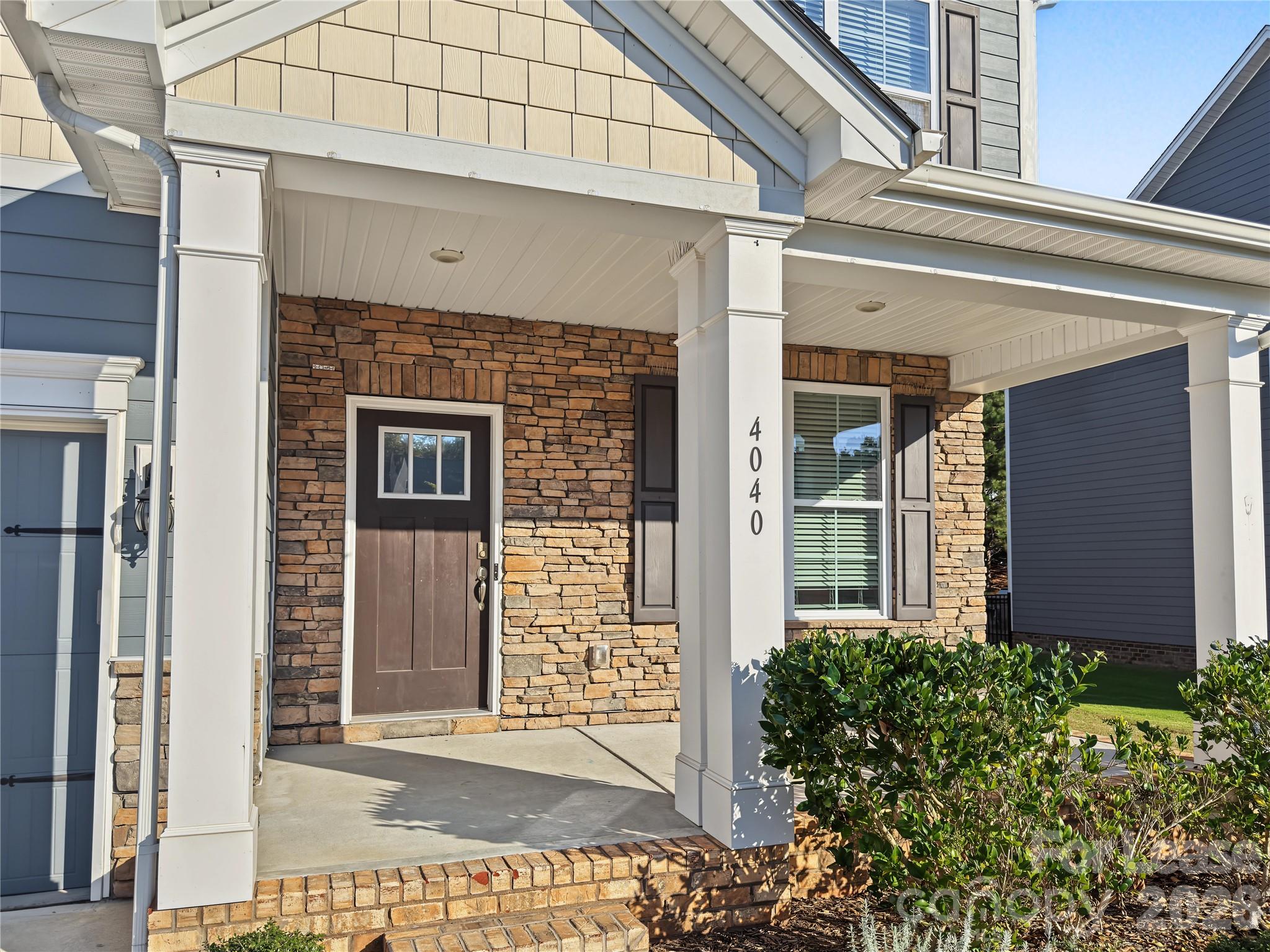 Single Family Residence at 4040 Shadowbrook Road, Waxhaw, photo 2 of 42