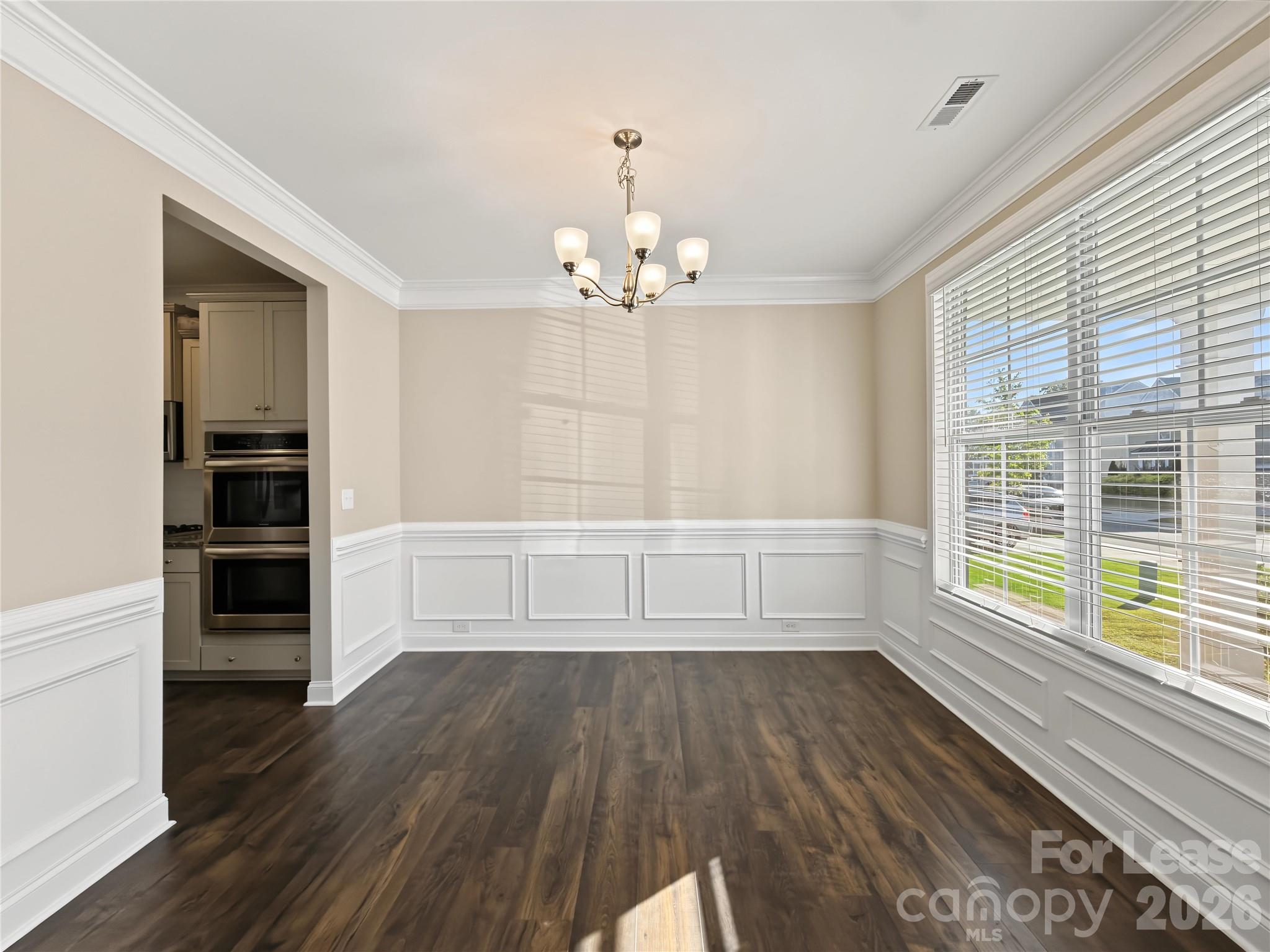 Single Family Residence at 4040 Shadowbrook Road, Waxhaw, photo 5 of 42