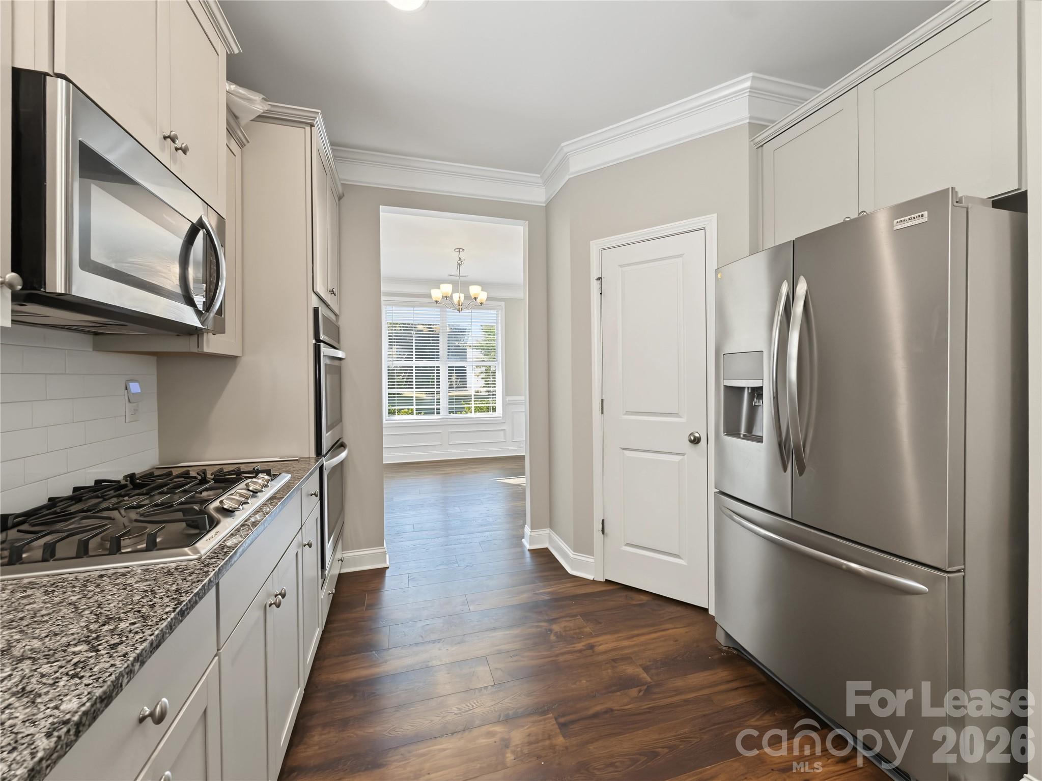 Single Family Residence at 4040 Shadowbrook Road, Waxhaw, photo 9 of 42