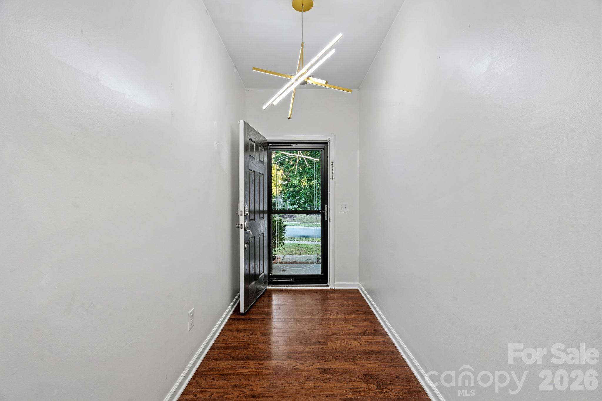 Front entrance hallway - 1555 Spring Blossom Trail, Fort Mill