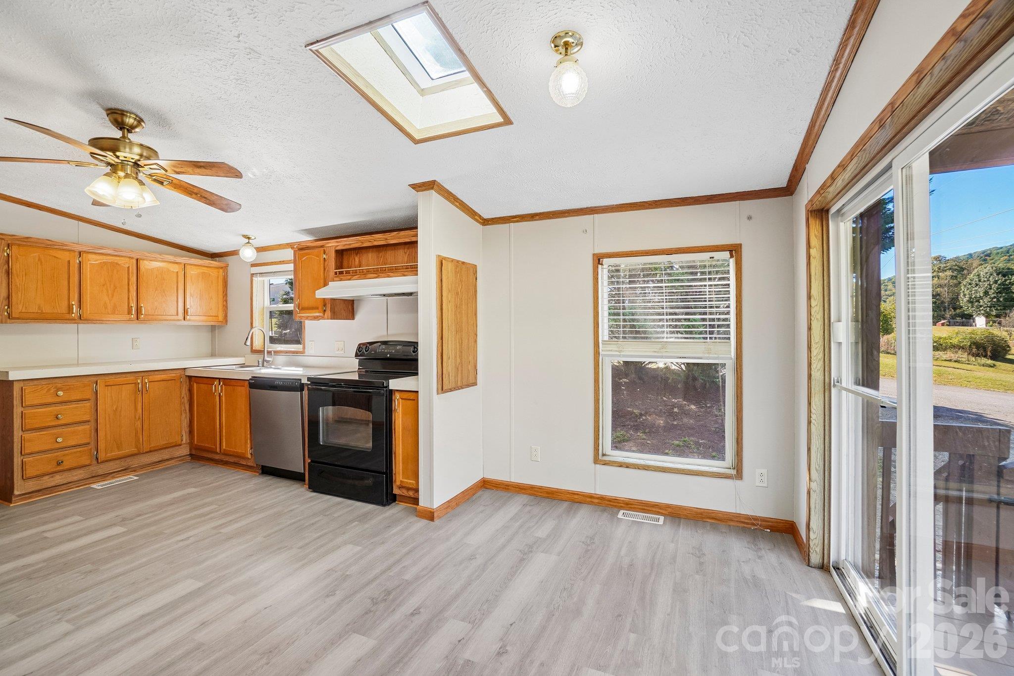 Envision hosting family gatherings or parties with friends. - 202 Banyan Road, Candler