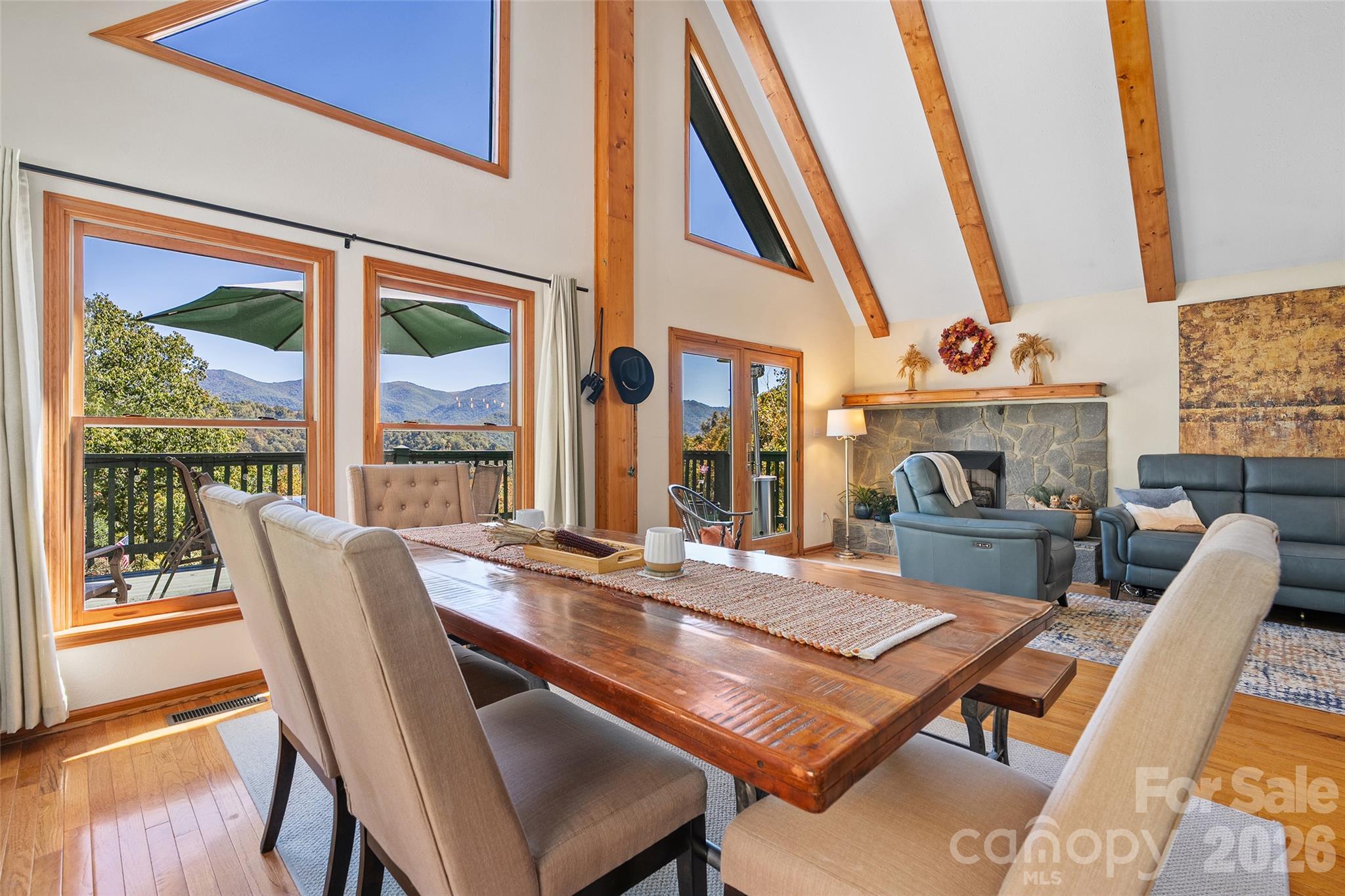 Single Family Residence at 471 McNary Drive, Clyde, photo 5 of 39
