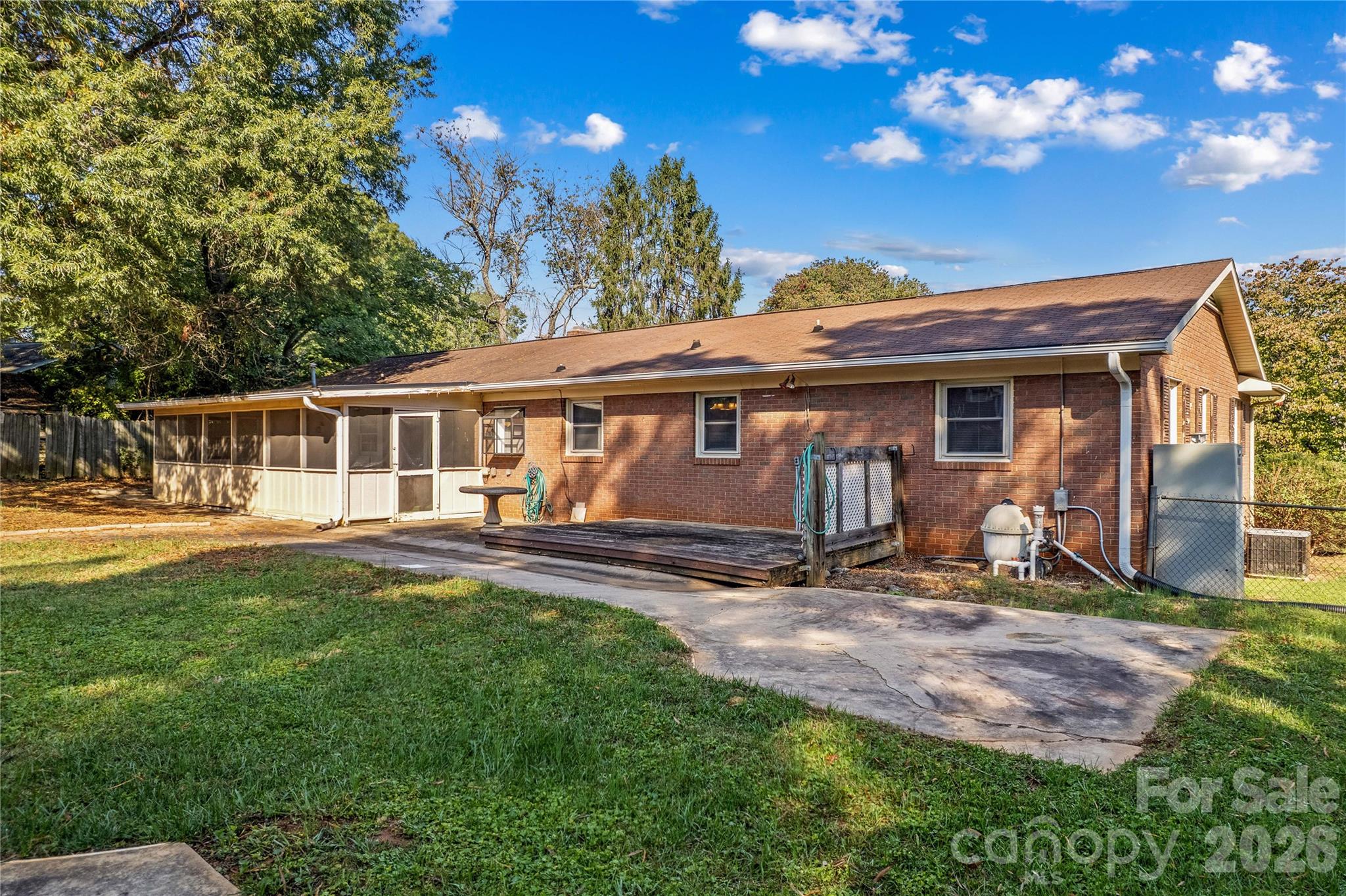 Single Family Residence at 522 Carolina Avenue N, Statesville, photo 38 of 48