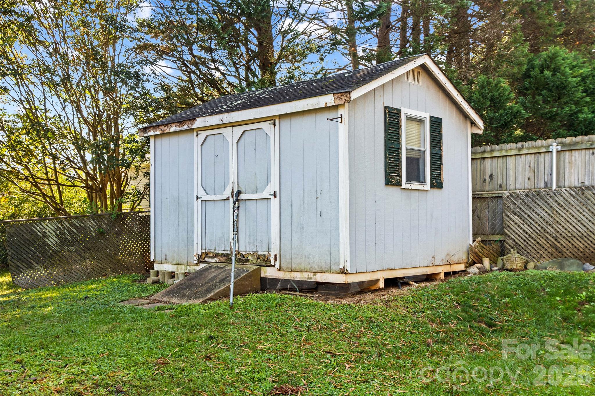 Single Family Residence at 522 Carolina Avenue N, Statesville, photo 42 of 48