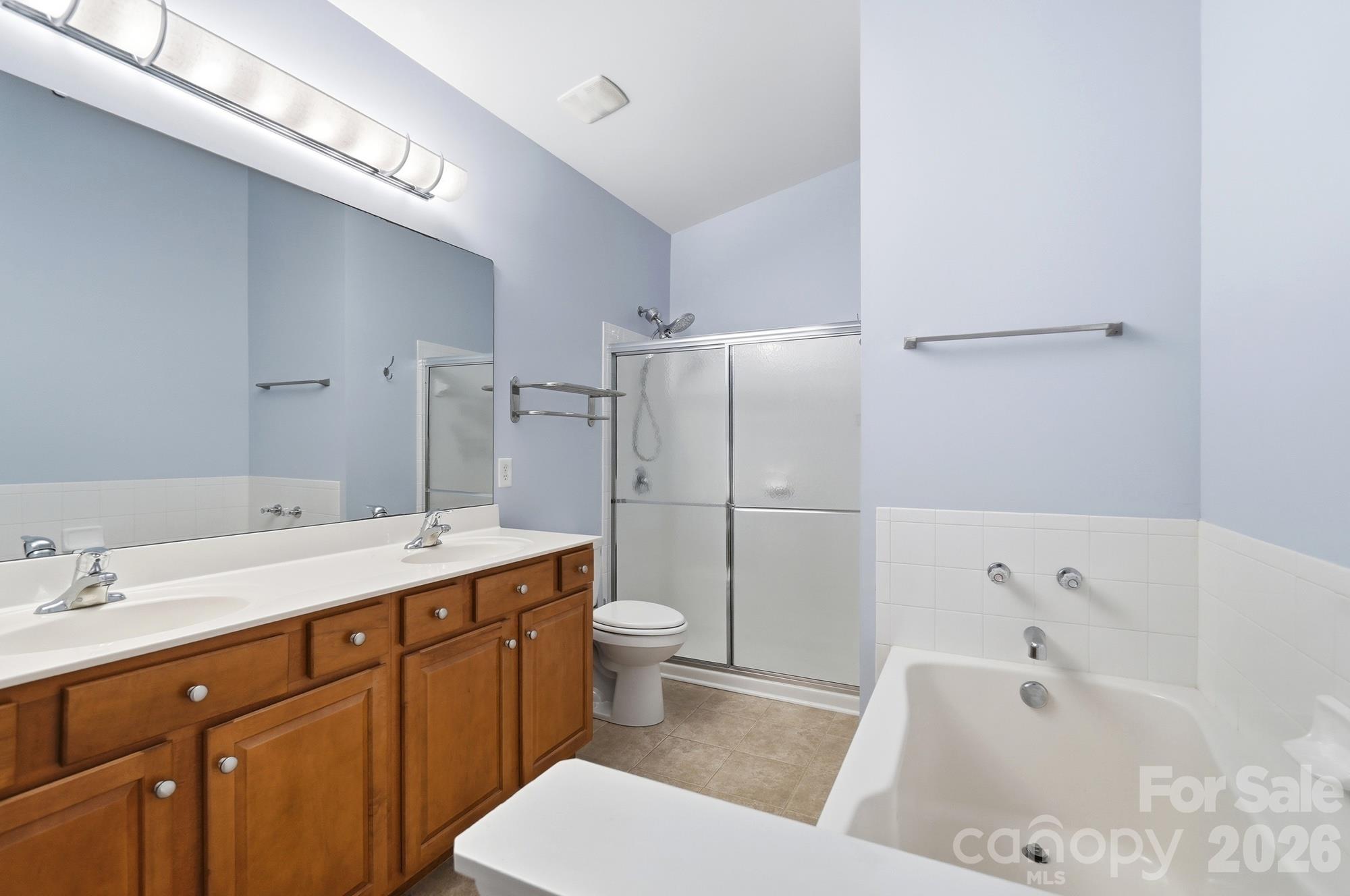 Primary Bathroom - 16752 Amberside Road, Cornelius
