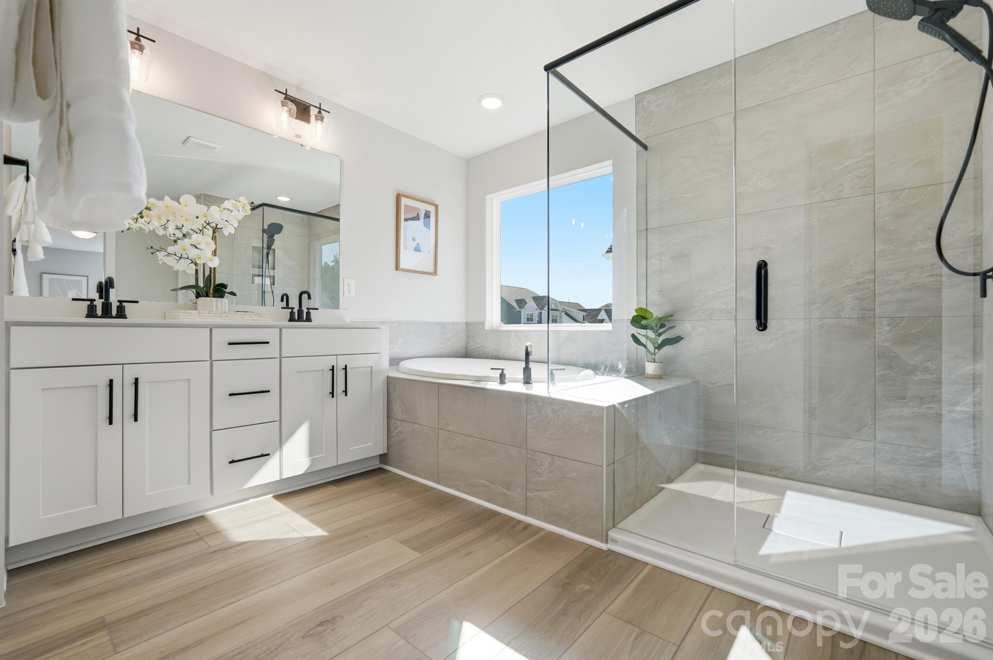 Primary Bathroom - 1433 Crooked Stick Drive, Rock Hill