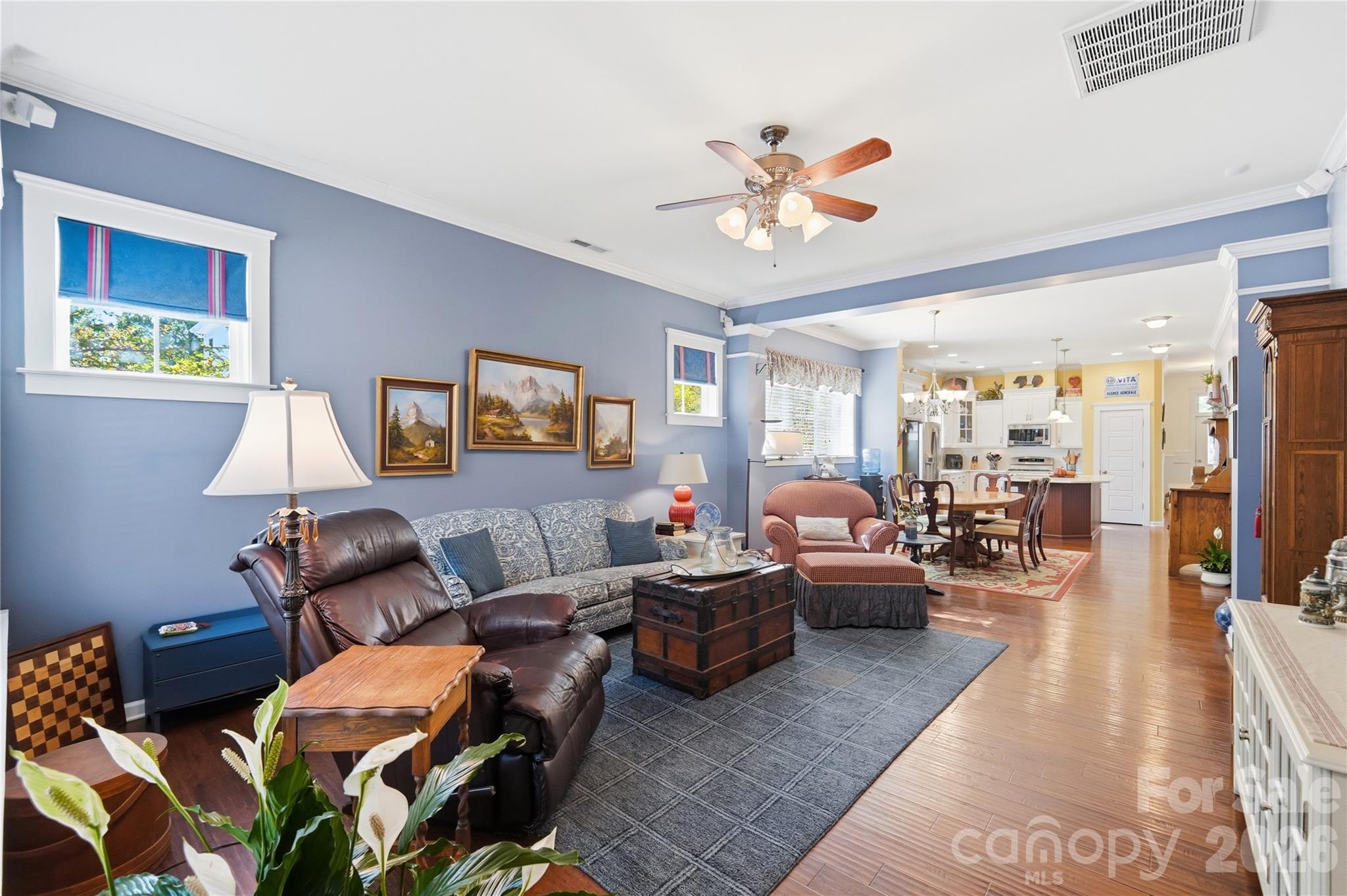 Single Family Residence at 2013 Lexington Street, Belmont, photo 15 of 39