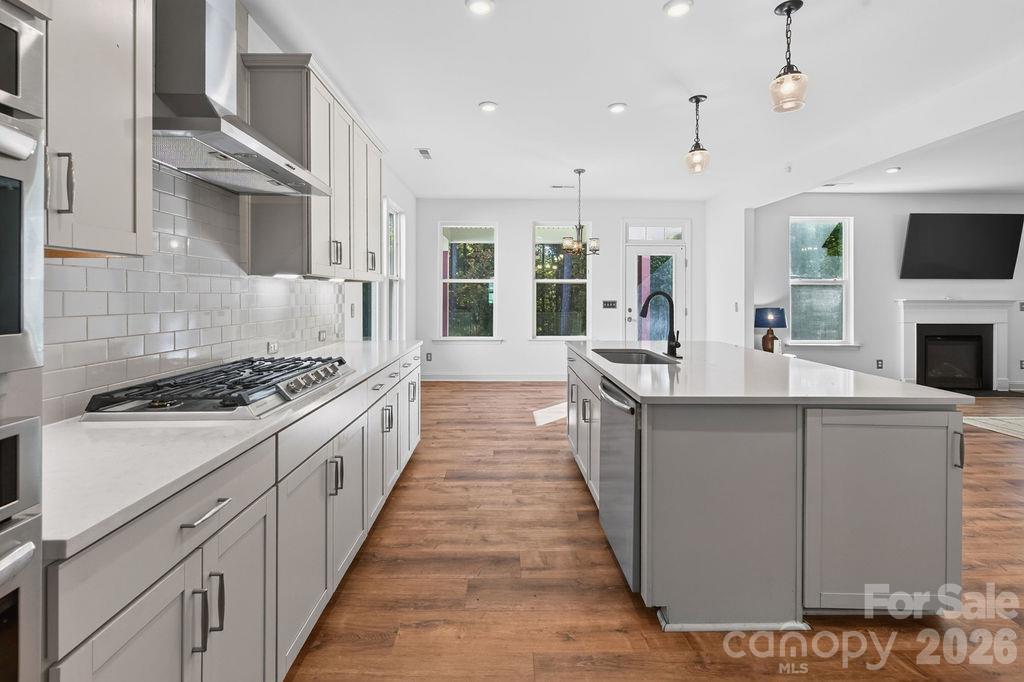 Single Family Residence at 2036 Sweet Magnolia Lane, Clover, photo 21 of 50