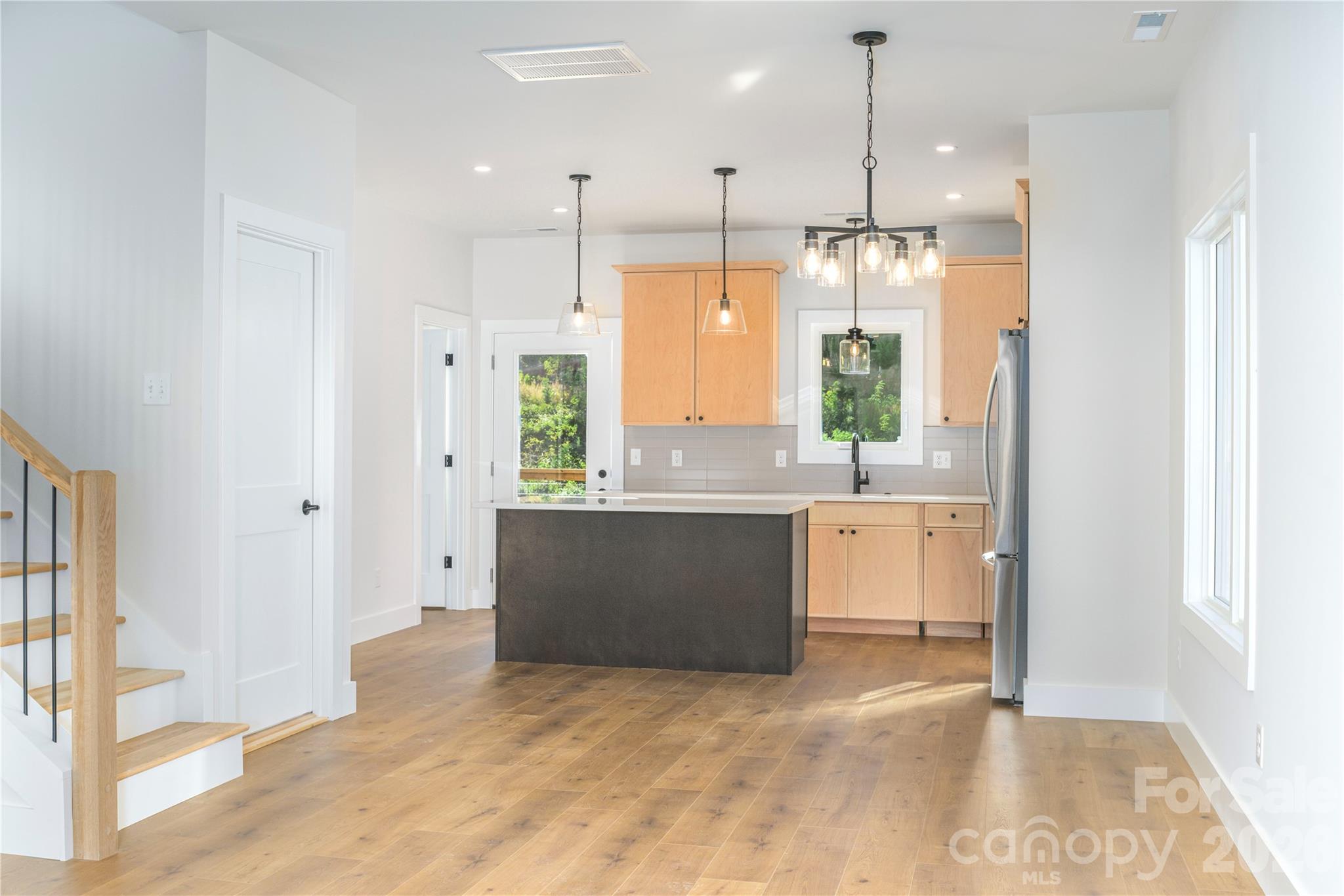 Single Family Residence at 12 Weaver Hill Road, Asheville, photo 12 of 42