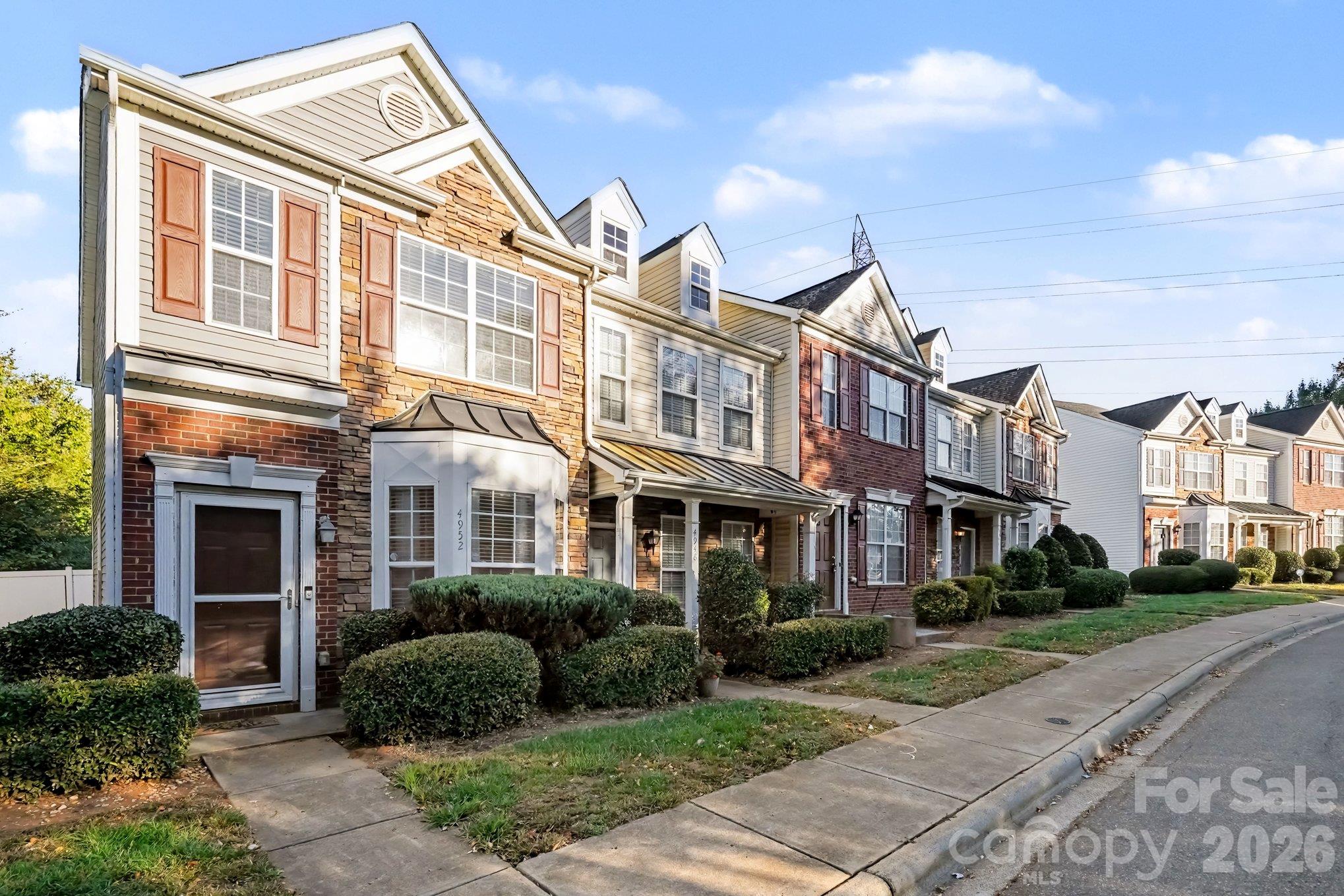 Townhouse at 4952 Kotlik Drive, Charlotte, photo 4 of 36