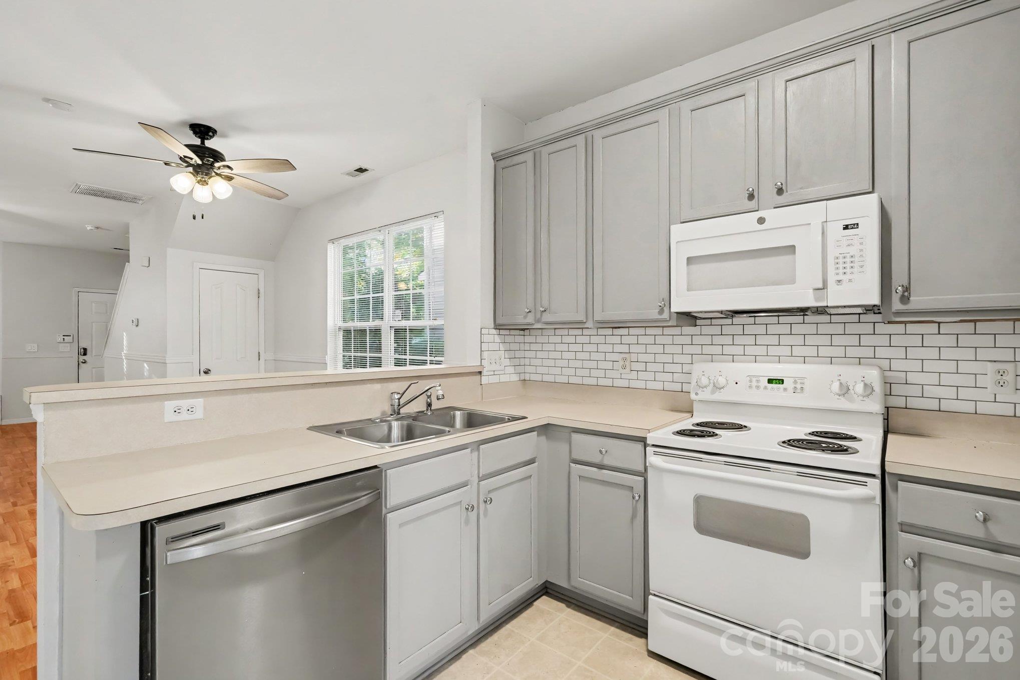 Townhouse at 4952 Kotlik Drive, Charlotte, photo 19 of 36