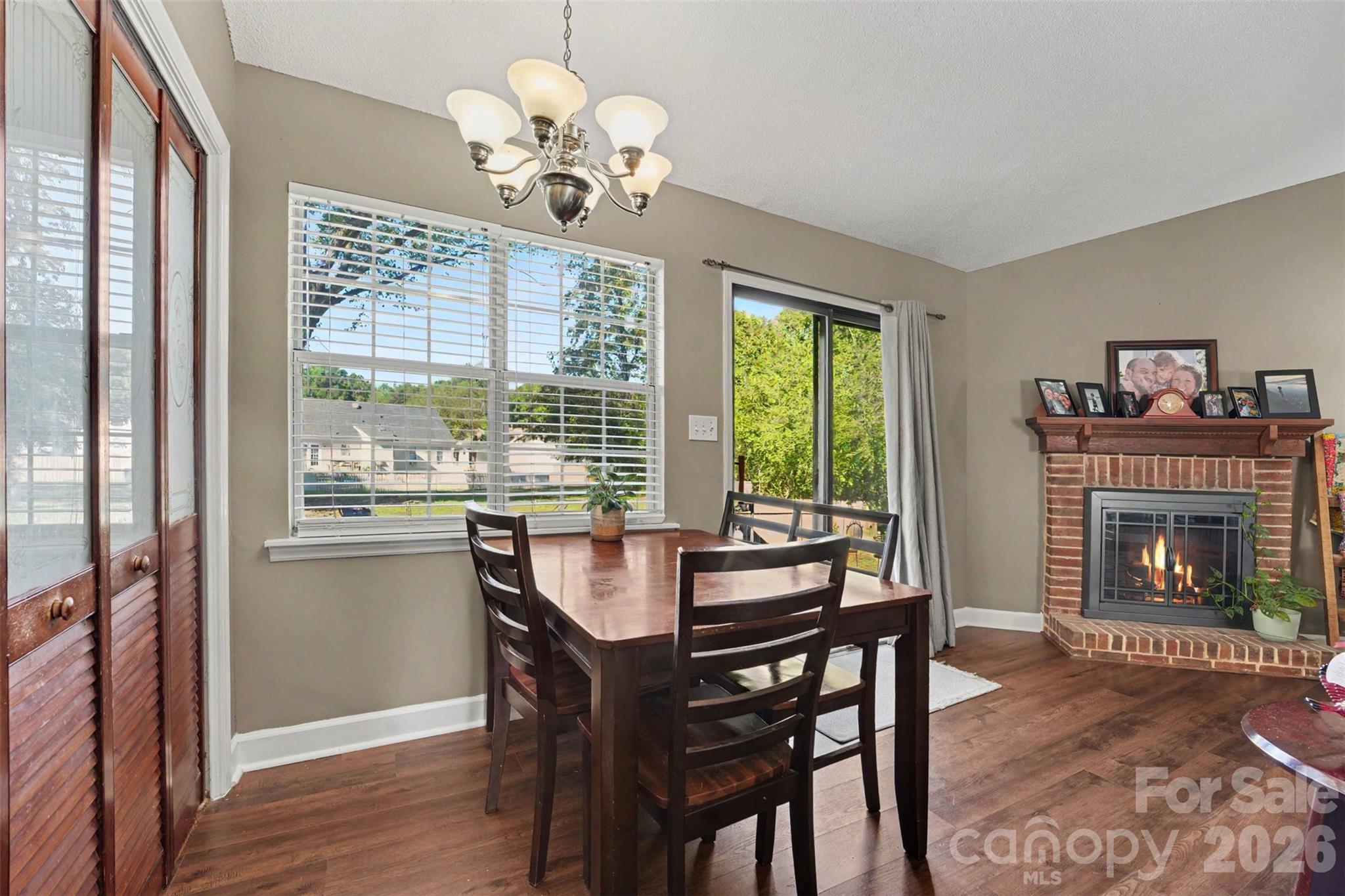 Single Family Residence at 1507 Crestdale Road, Rock Hill, photo 10 of 30
