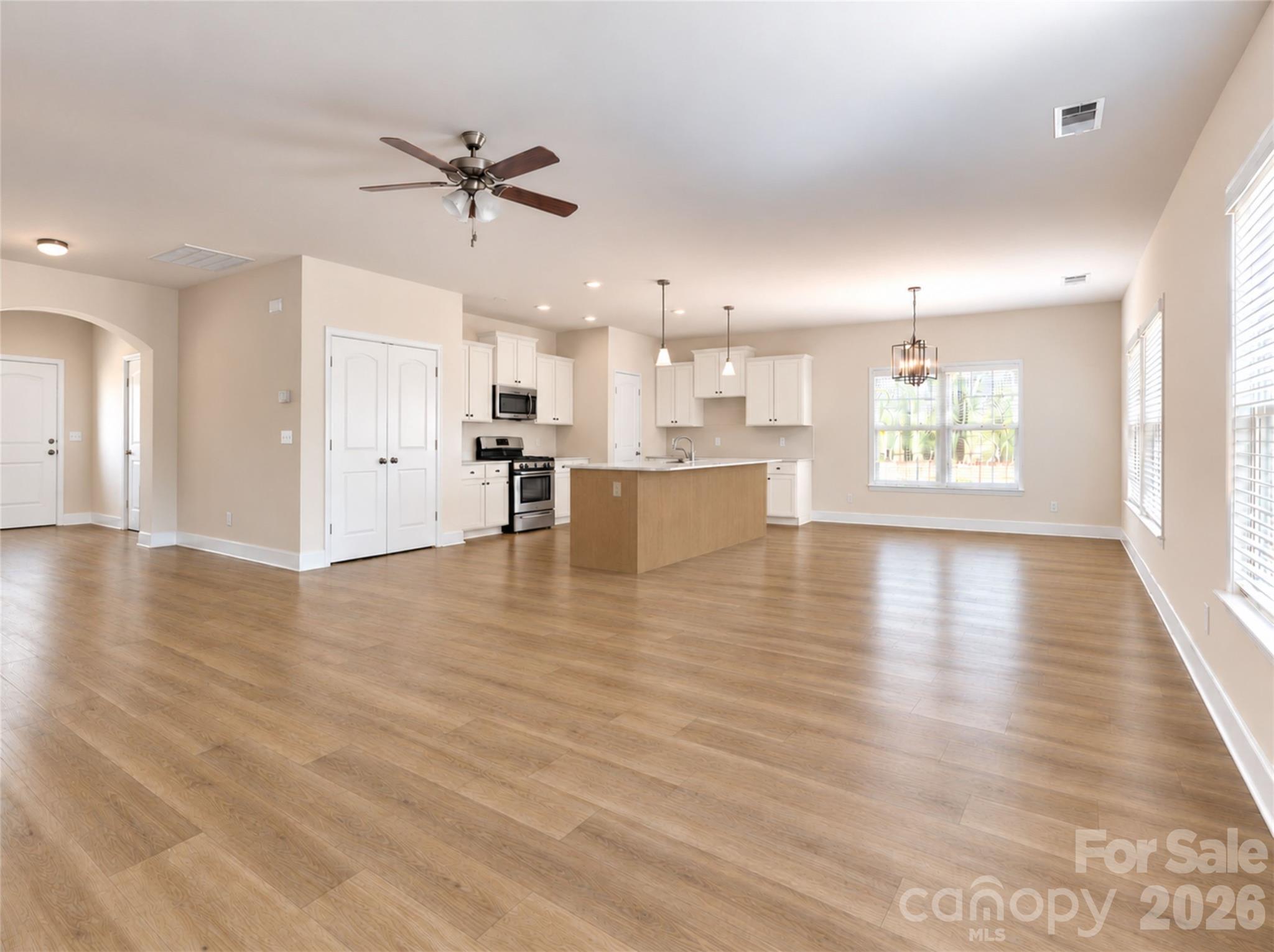 Single Family Residence at 4213 Abby Jack Drive, Charlotte, photo 3 of 20