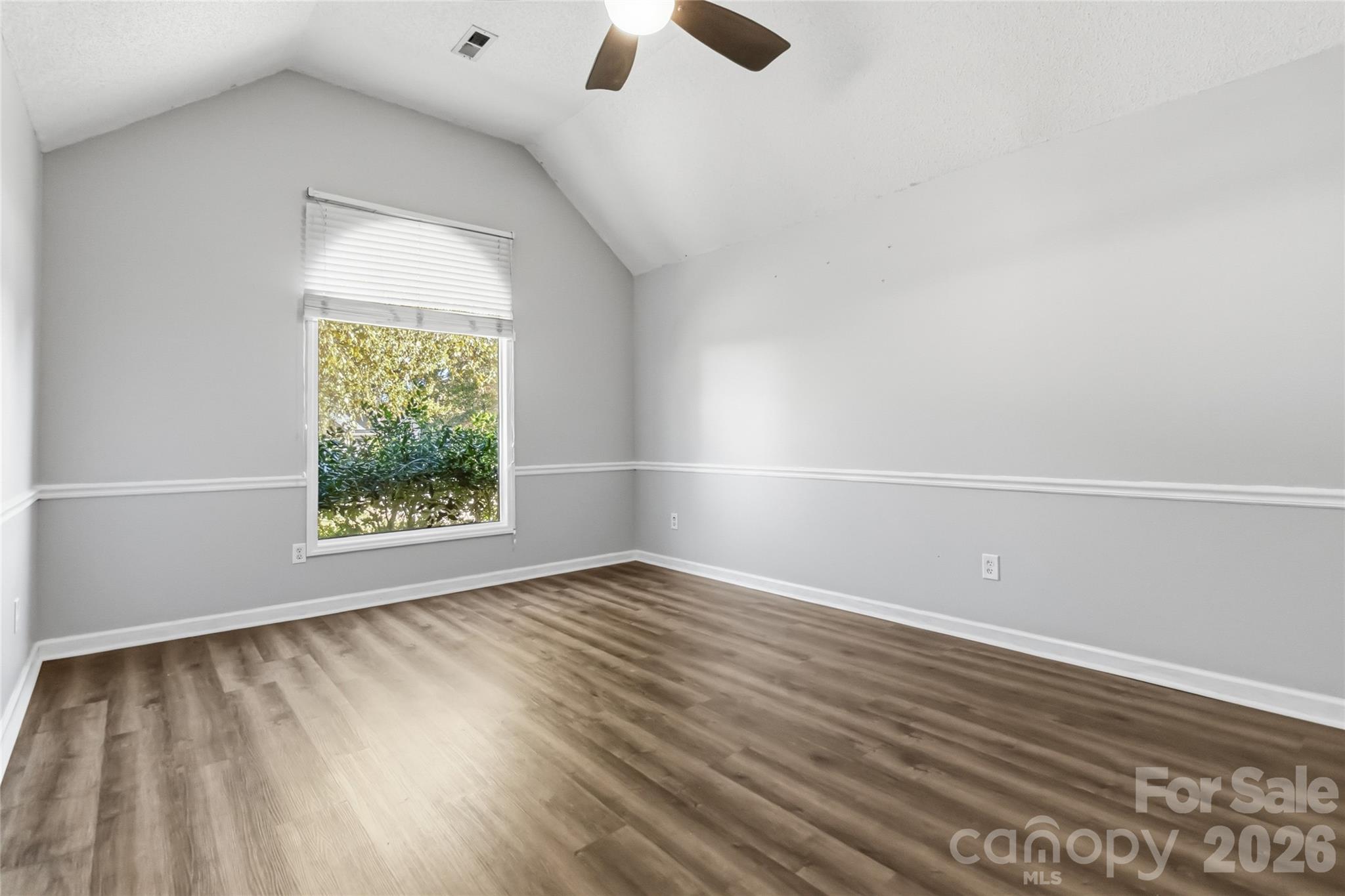 Single Family Residence at 128 Weeping Willow Way, Gastonia, photo 9 of 33