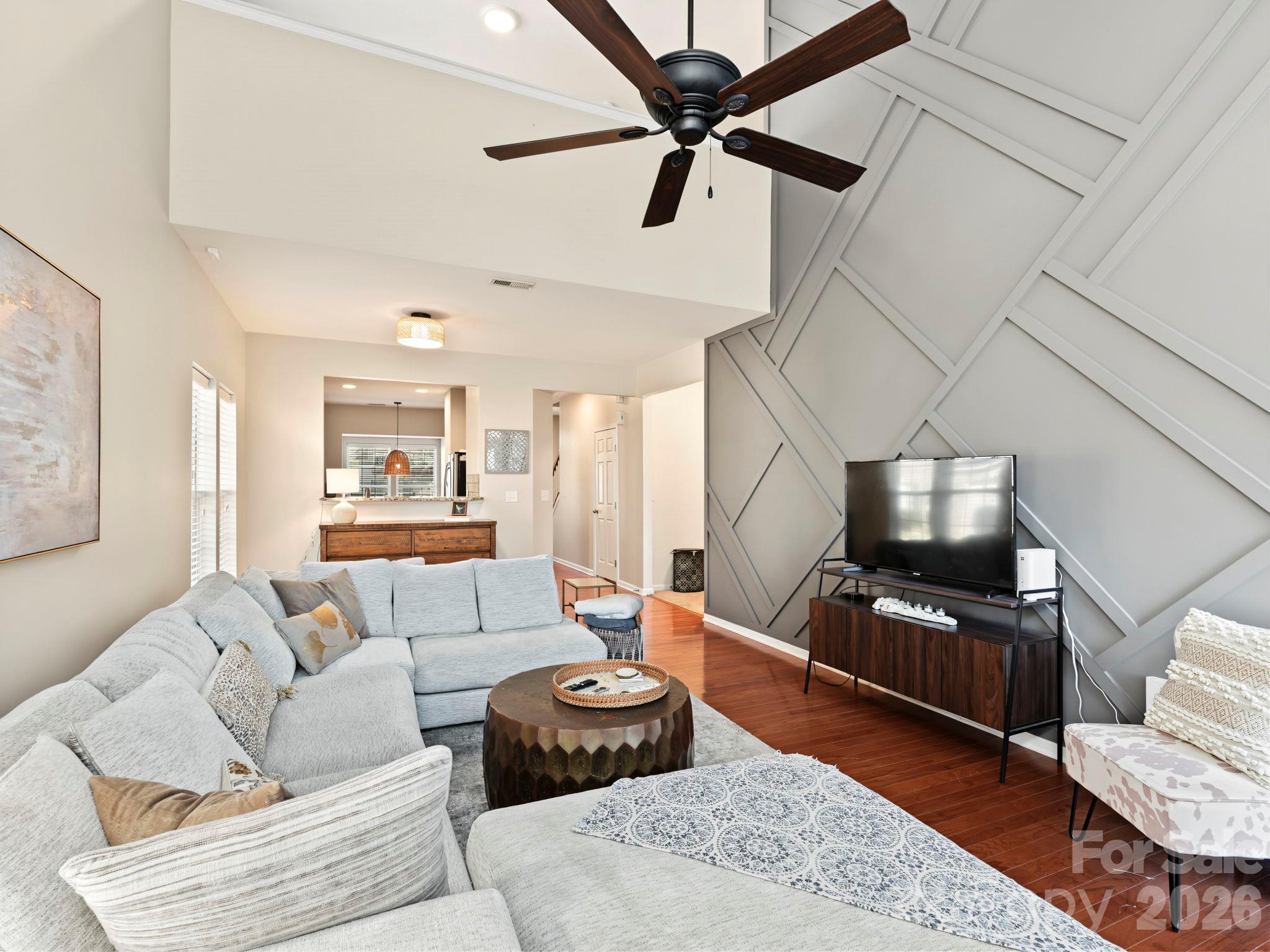 Townhouse at 5904 Union Pacific Avenue, Charlotte, photo 6 of 40