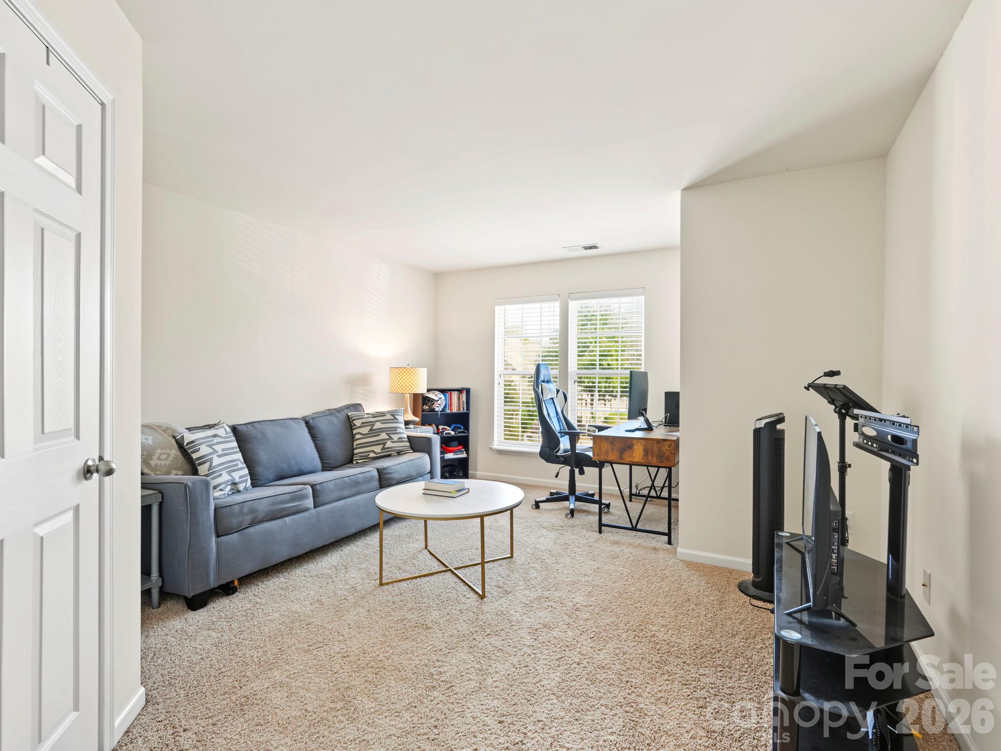 Townhouse at 5904 Union Pacific Avenue, Charlotte, photo 22 of 40