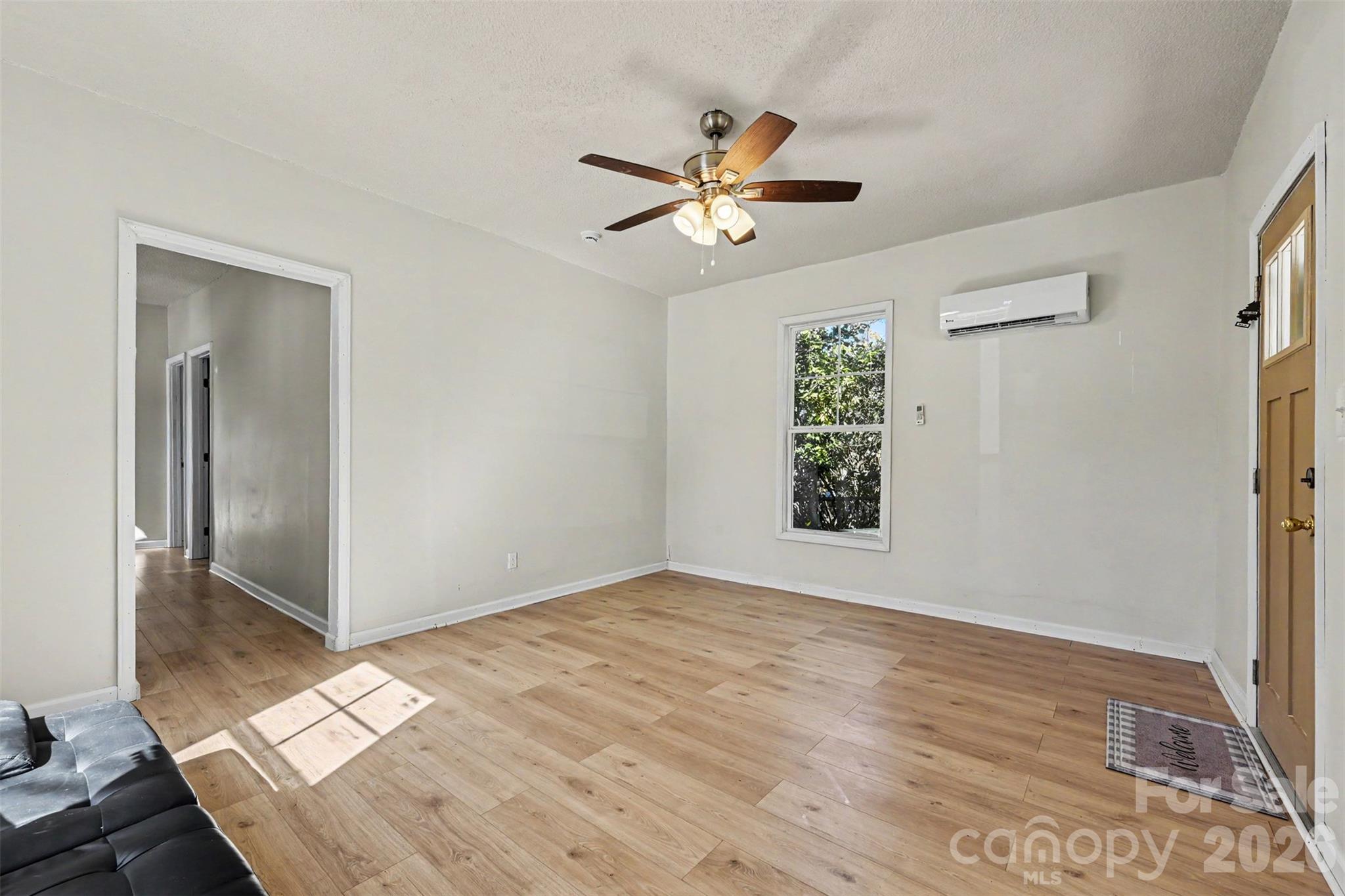 Single Family Residence at 132 Loomis Street, Chester, photo 9 of 31