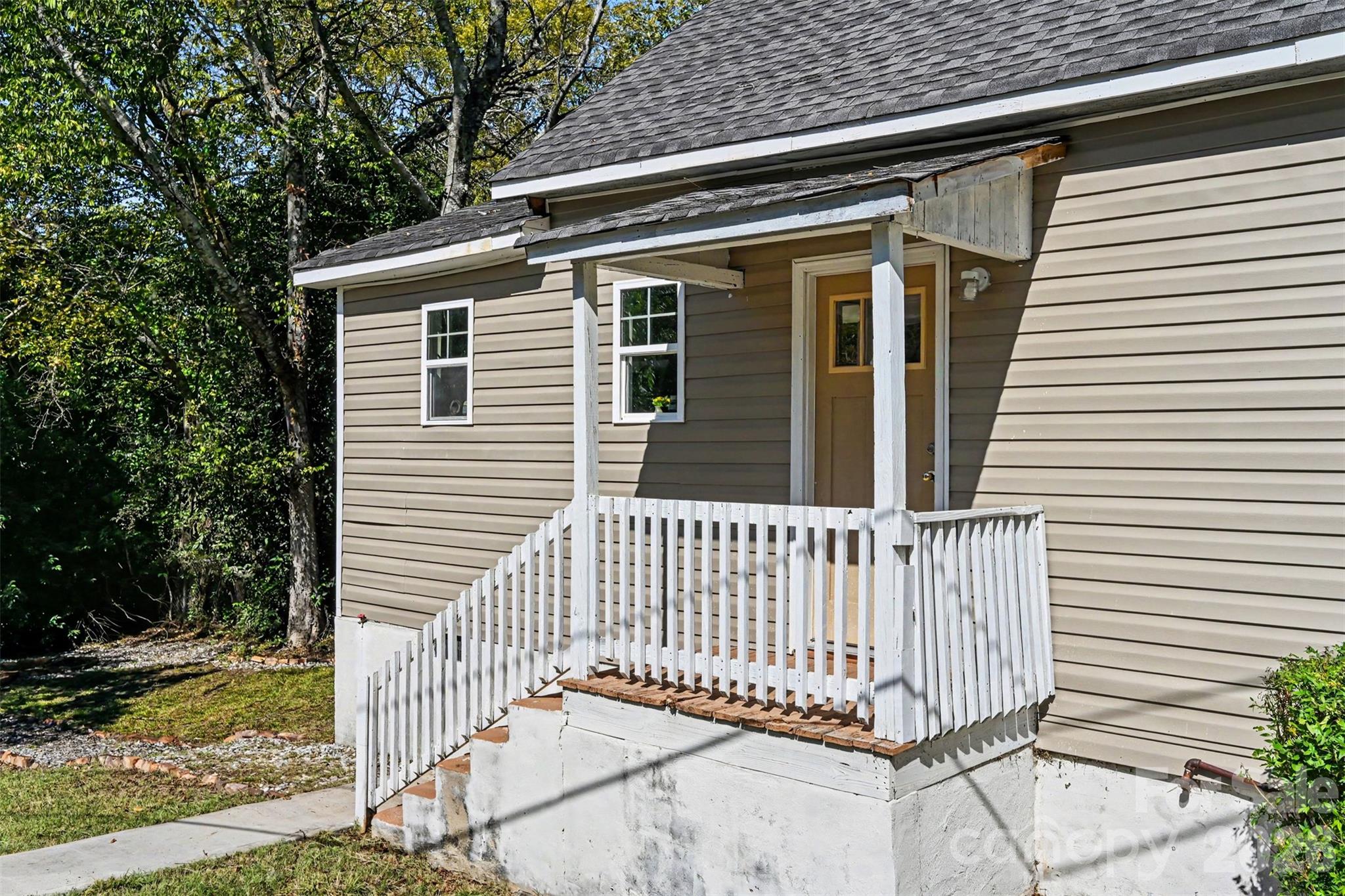 Single Family Residence at 132 Loomis Street, Chester, photo 21 of 31