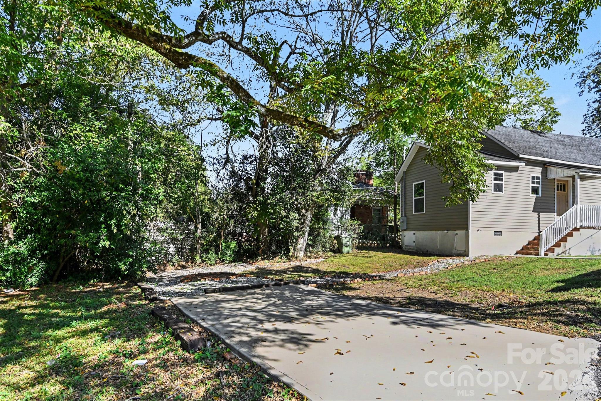 Single Family Residence at 132 Loomis Street, Chester, photo 25 of 31