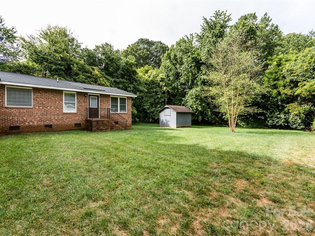 Single Family Residence at 4320 Craig Avenue, Charlotte, photo 4 of 15