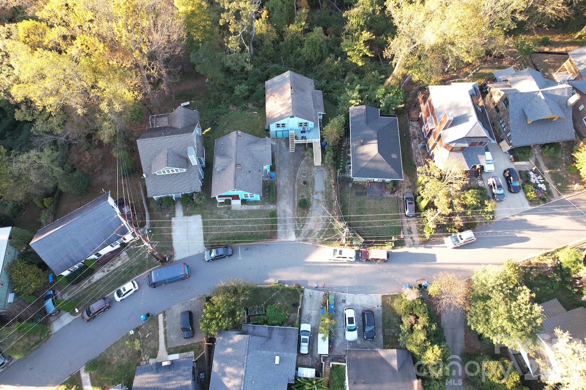 Neighborhood view - 198 & 200 Courtland Place, Asheville