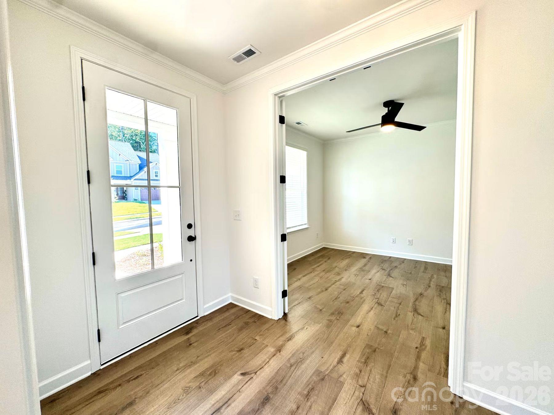 Single Family Residence at 2568 Cornelius Place NW, Concord, photo 4 of 33
