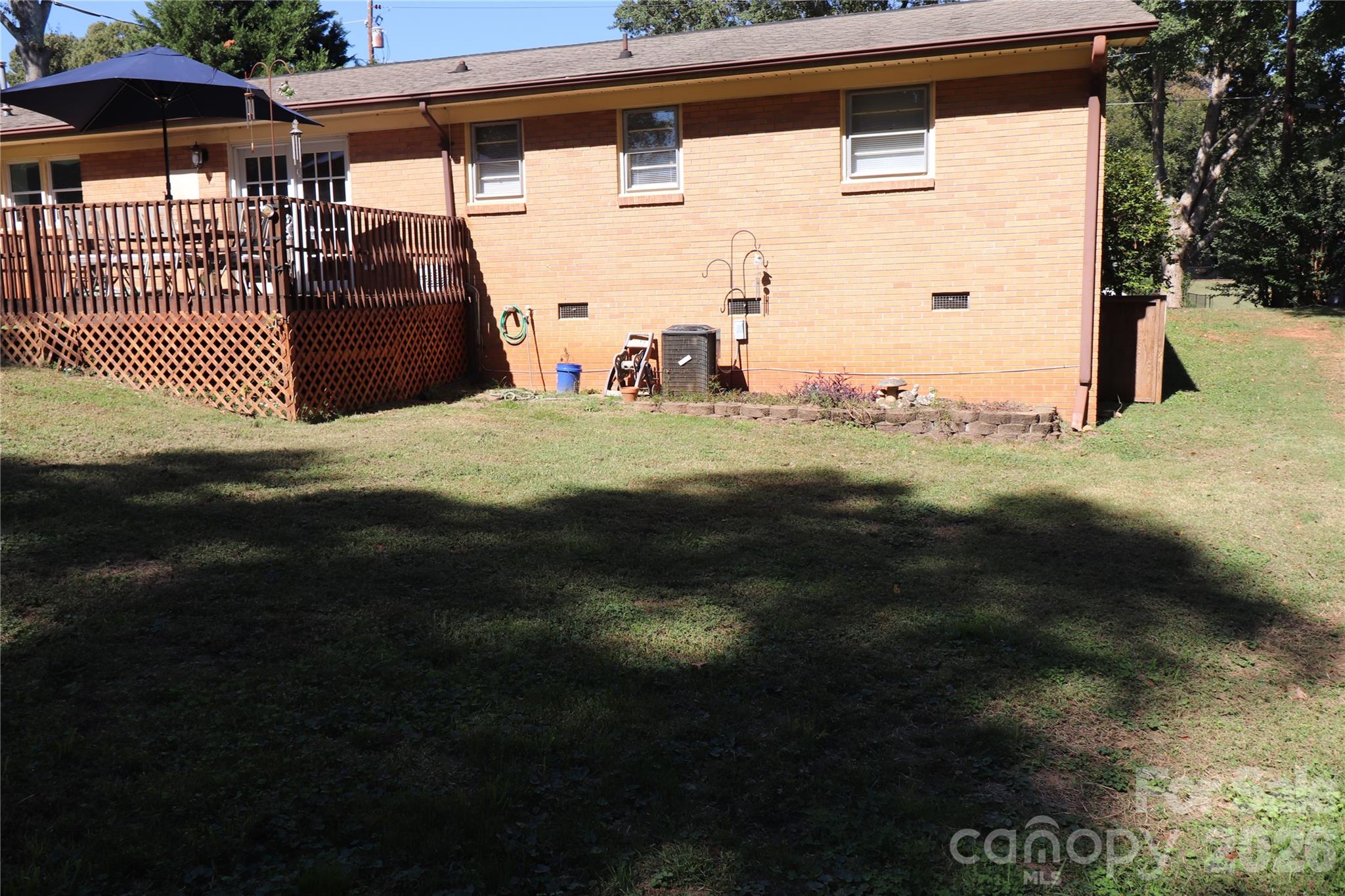 Single Family Residence at 2157 Ridgewood Drive, Gastonia, photo 24 of 26
