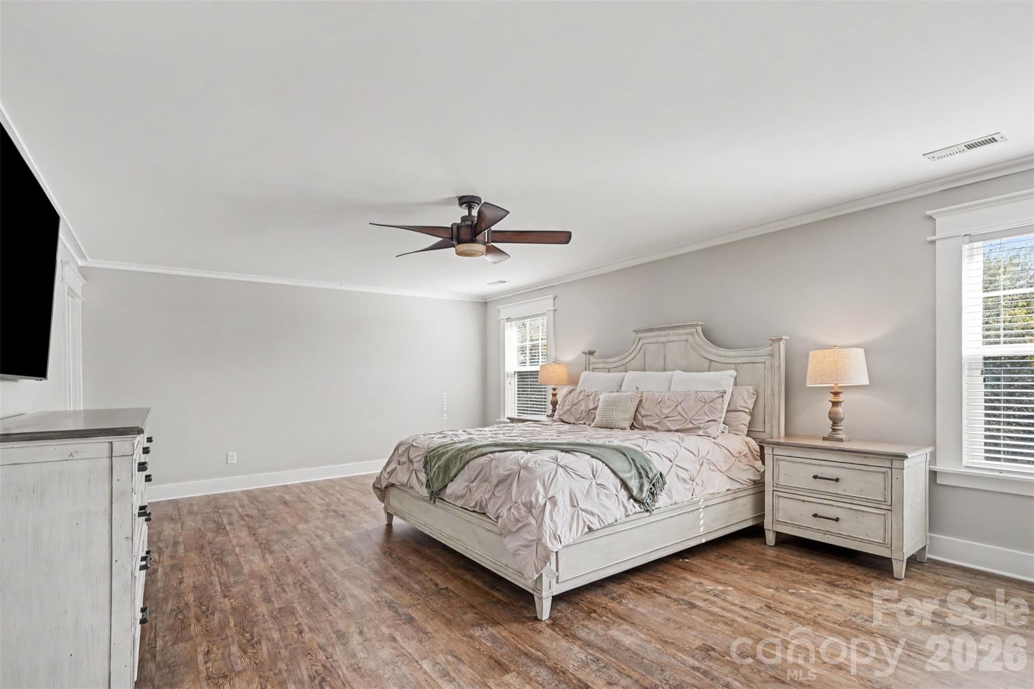 Now THIS is a Primary SUITE that you will WANT TO RELAX and UNWIND in! Spacious, fresh- neutral paint, NO Carpet, Ceiling Fan! - 3585 Leighton Drive SW, Concord