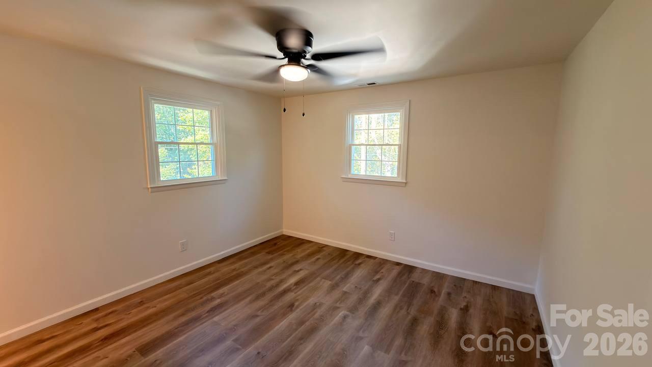 master bedroom main floor - 169 8th Avenue SW, Conover
