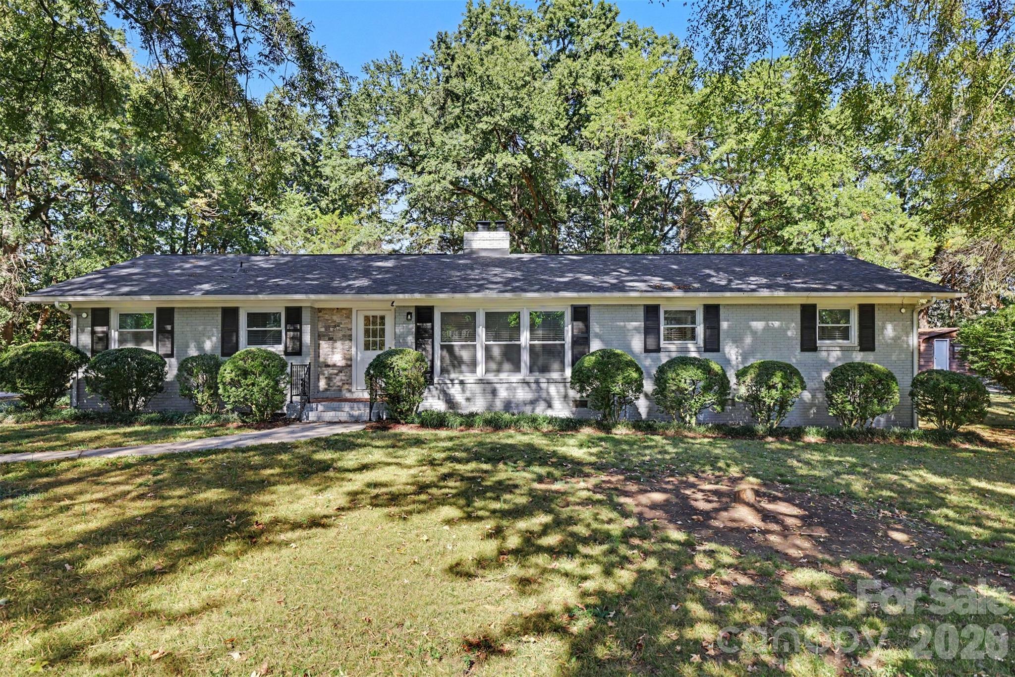Welcome home! - 519 Amon Lane, Pineville