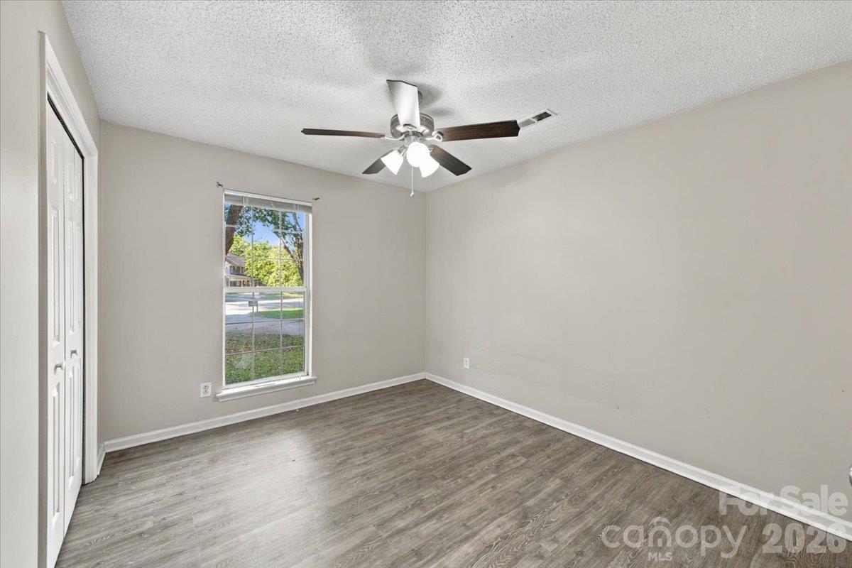 Single Family Residence at 11219 Turmeric Court, Charlotte, photo 33 of 52