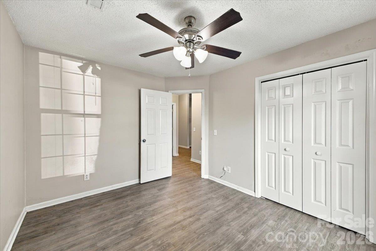 Single Family Residence at 11219 Turmeric Court, Charlotte, photo 41 of 52