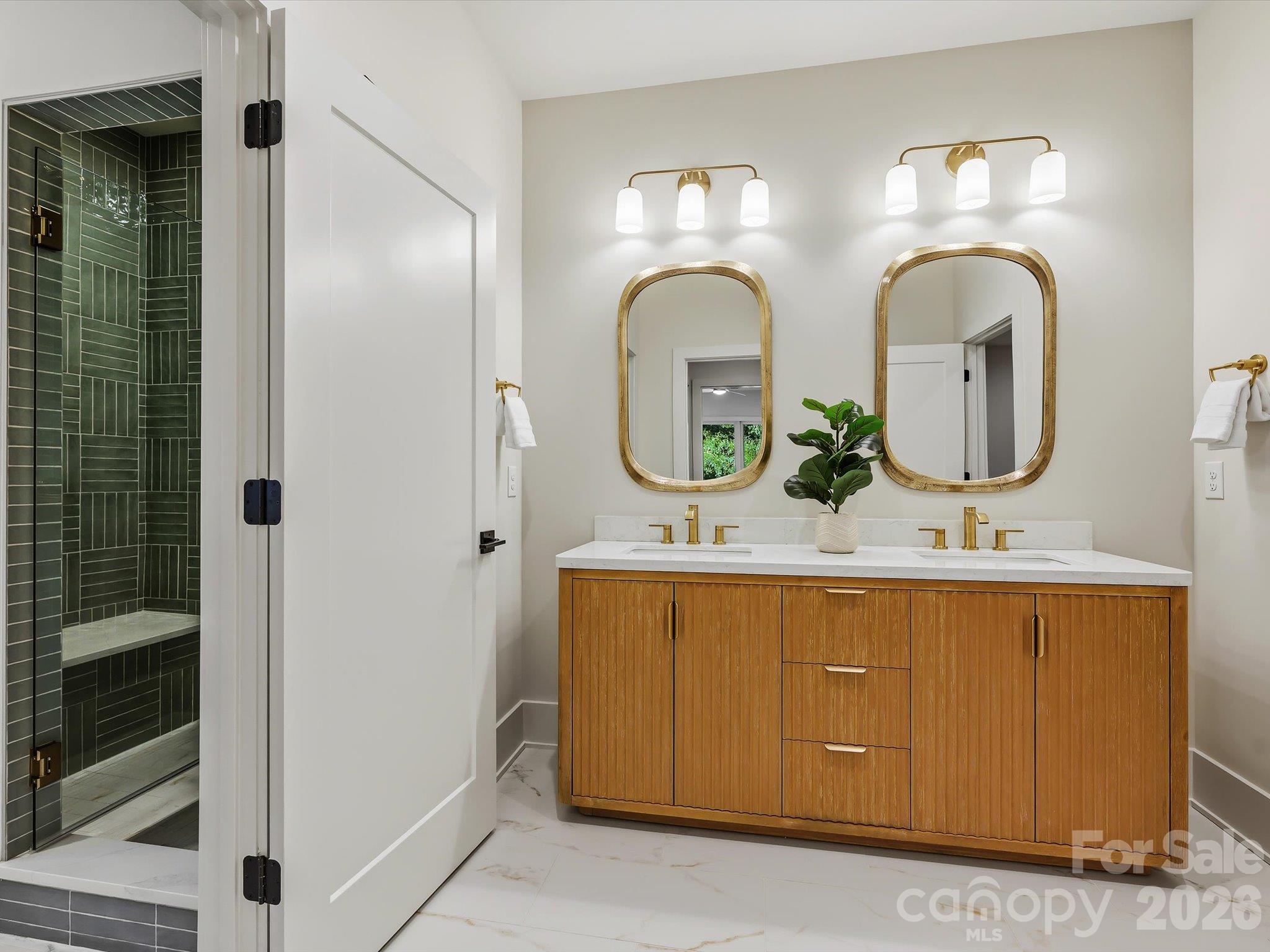 Upper level bathroom - 5401 Lancelot Drive, Charlotte