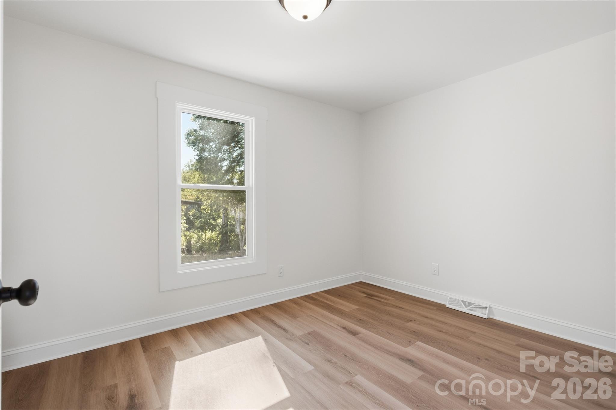 Single Family Residence at 906 Longview Avenue, Kannapolis, photo 17 of 28