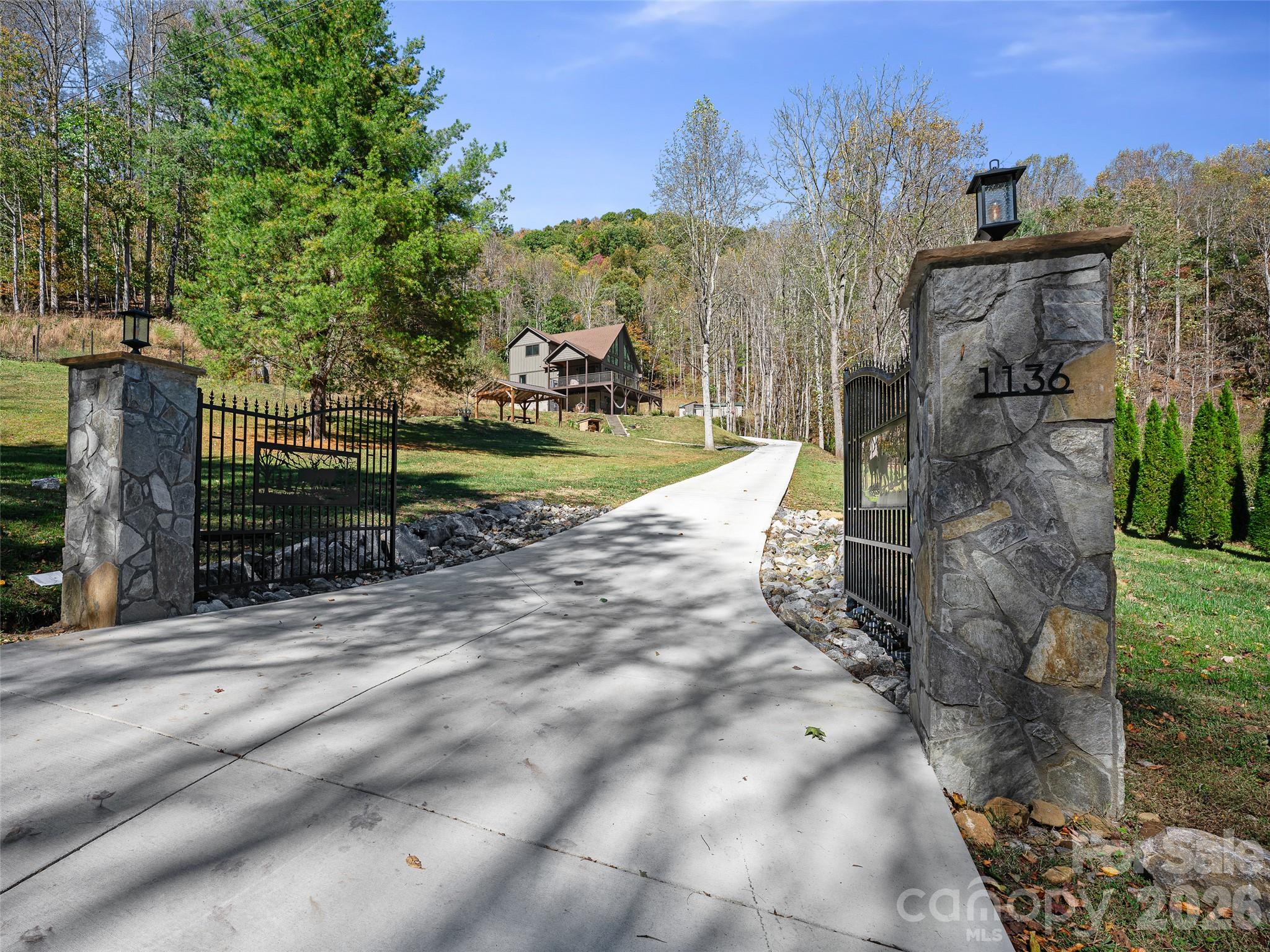 Electric Entrance Gate - 1136 Elk Shoals Creek Road, Burnsville