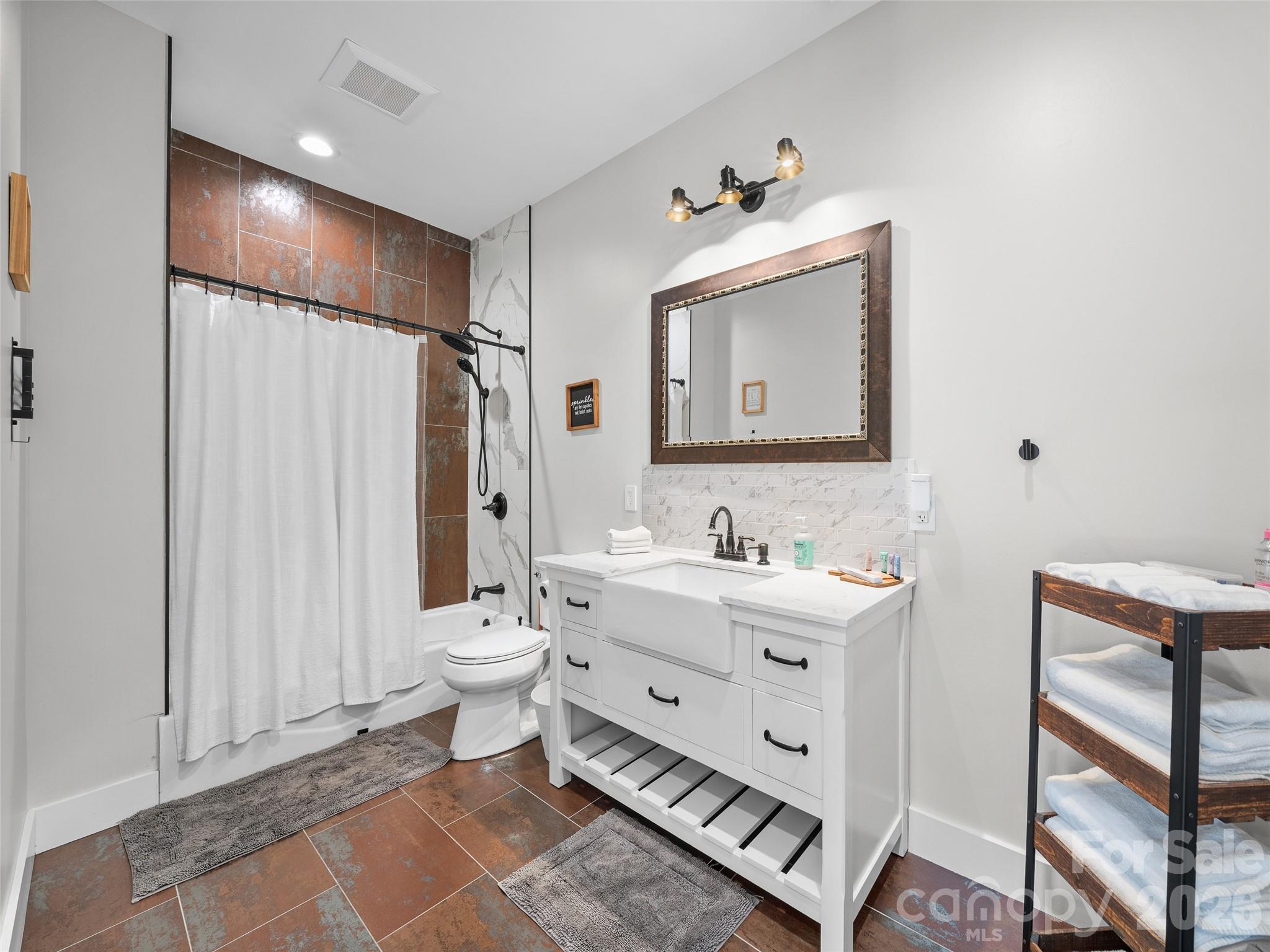Full Bathroom in Basement - 1136 Elk Shoals Creek Road, Burnsville