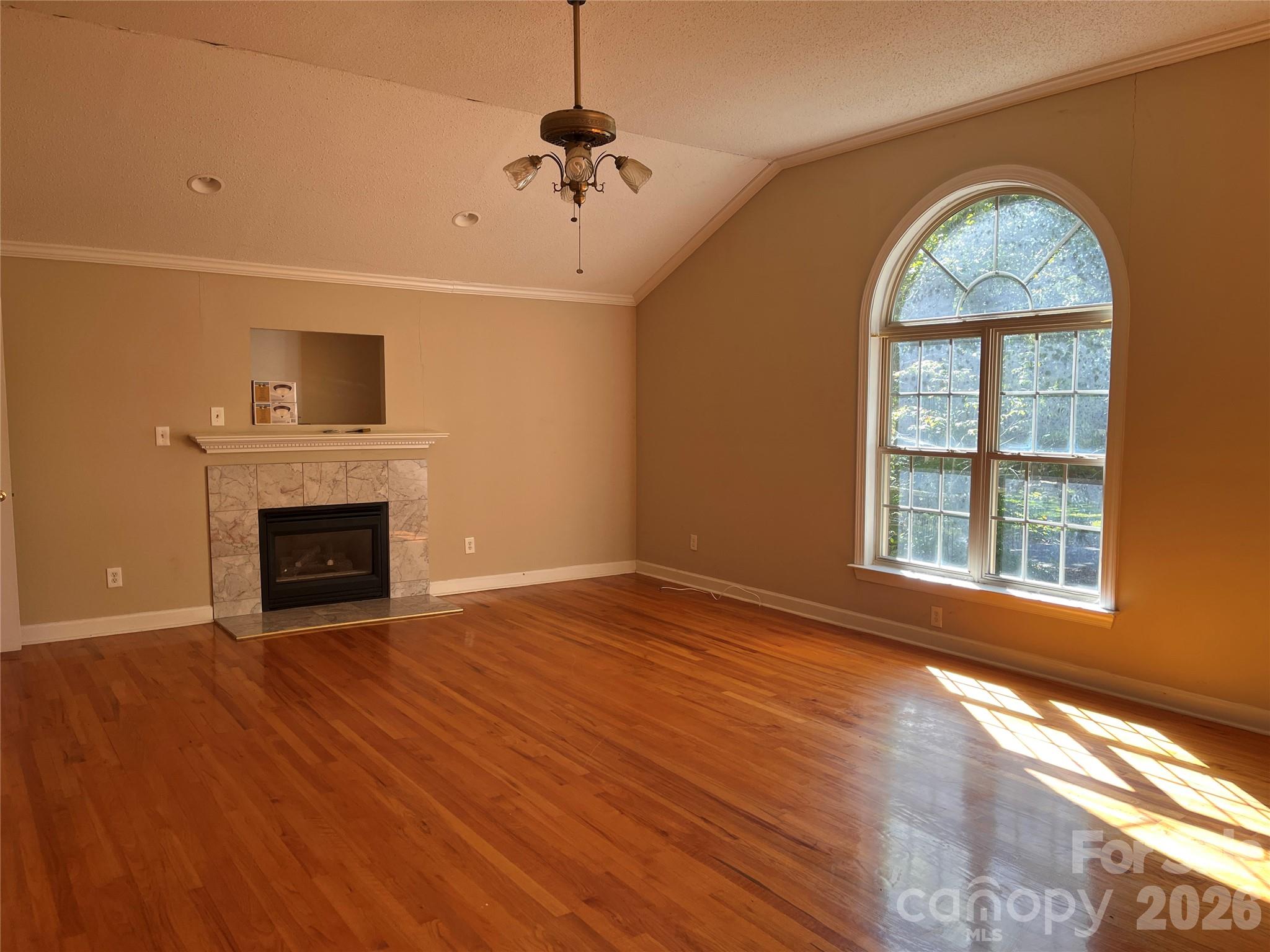 Single Family Residence at 1609 University Park Drive, Lancaster, photo 7 of 14