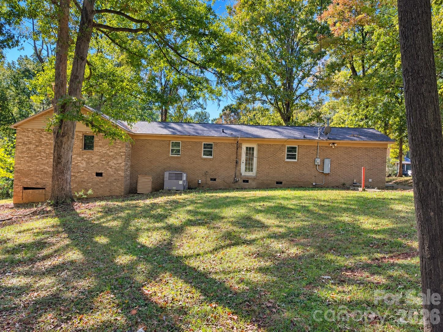 Single Family Residence at 1609 University Park Drive, Lancaster, photo 14 of 14