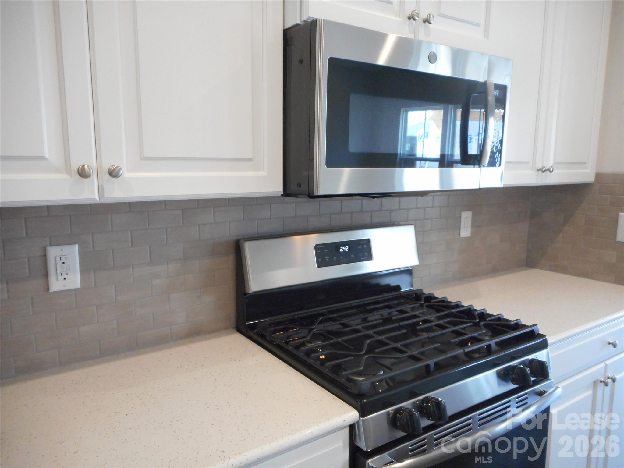 Townhouse at 1563 S Church Street, Charlotte, photo 3 of 26