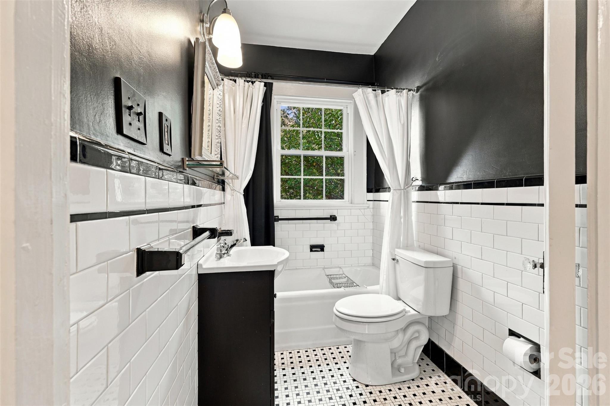 HALL BATH - 1220 Williams Road, Fort Mill