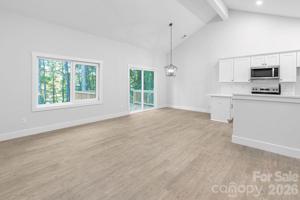 Single Family Residence at 1520 Holly Court NW, Lenoir, photo 6 of 32