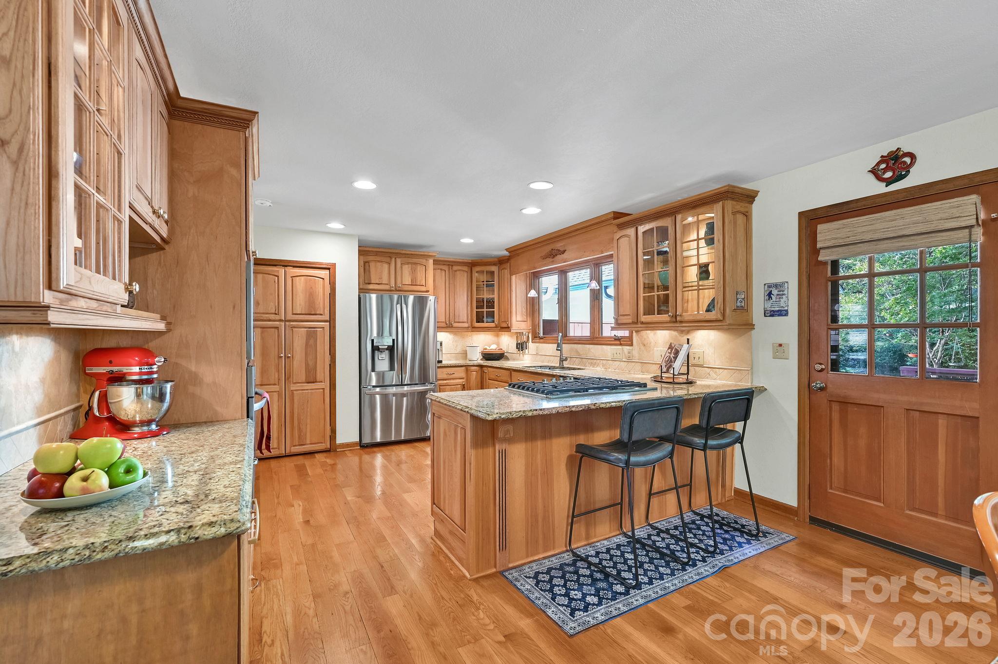 Kitchen - 52 Oak Gate Drive, Hendersonville