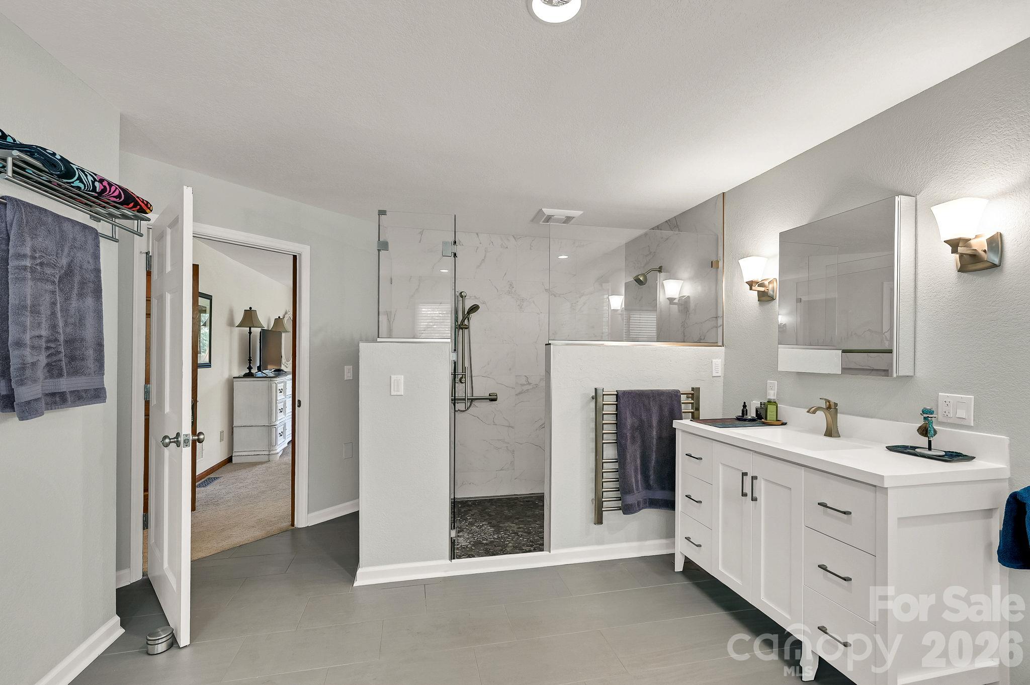 Master Shower - 52 Oak Gate Drive, Hendersonville