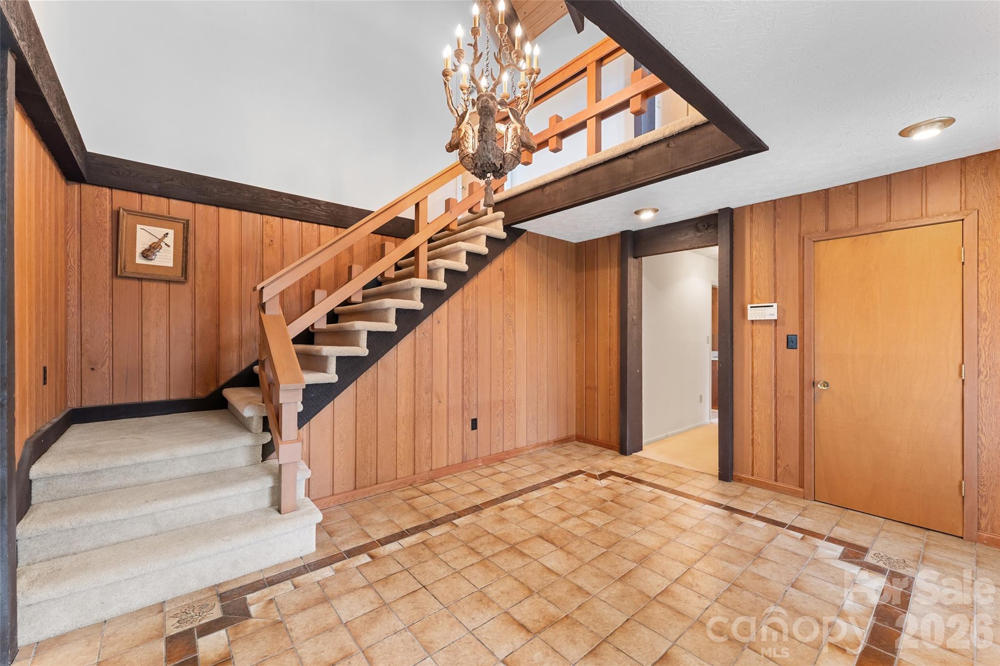 Large foyer. Just needs your touches. - 99 Odonald Road, Asheville