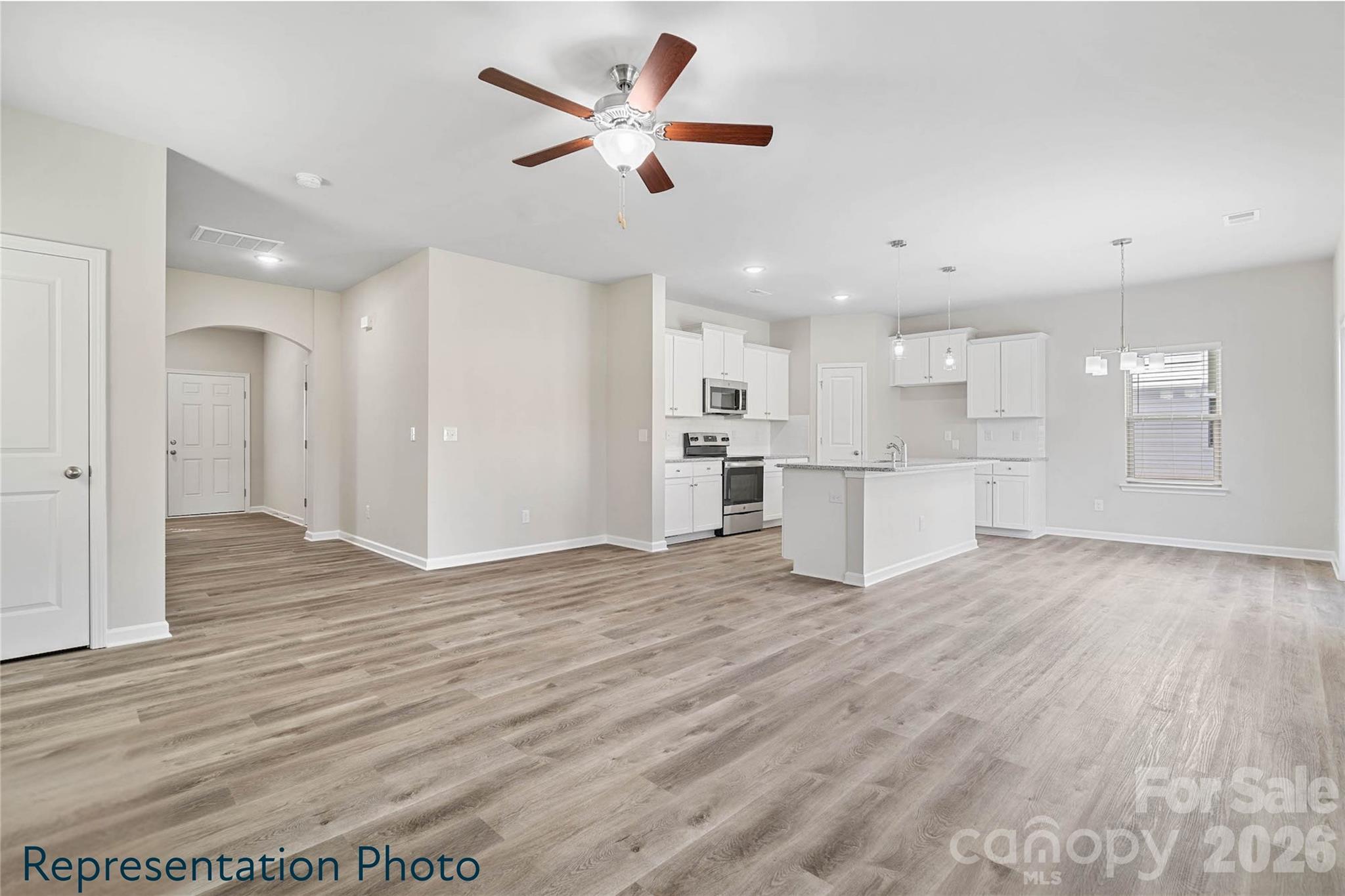 Single Family Residence at 1314 Cheshire Avenue, Charlotte, photo 10 of 21