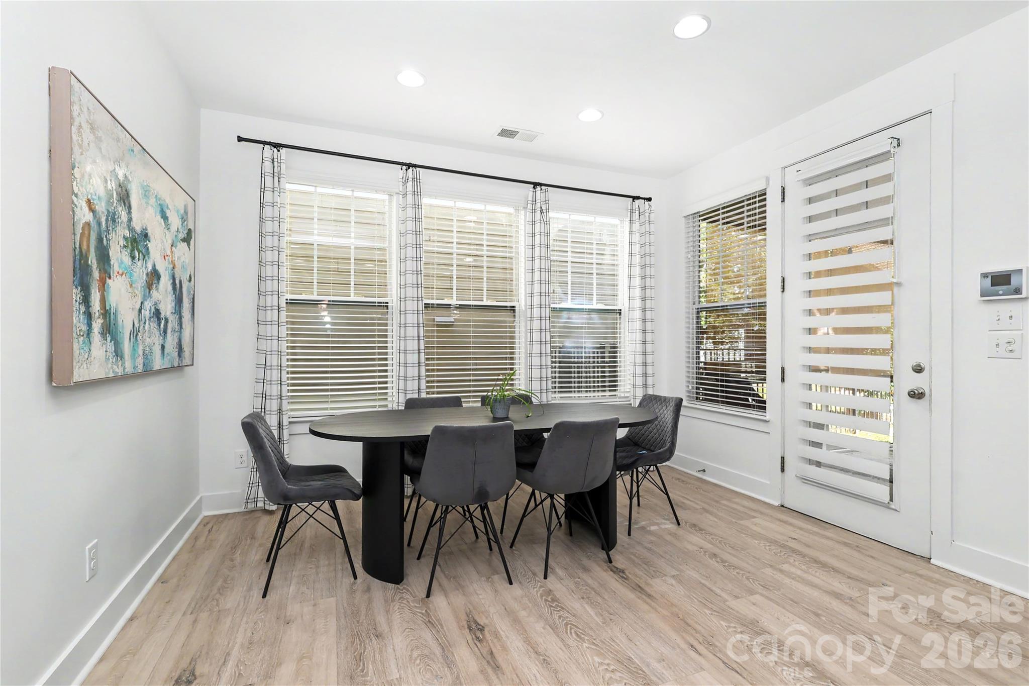 Single Family Residence at 2420 Double Oaks Road, Charlotte, photo 10 of 45